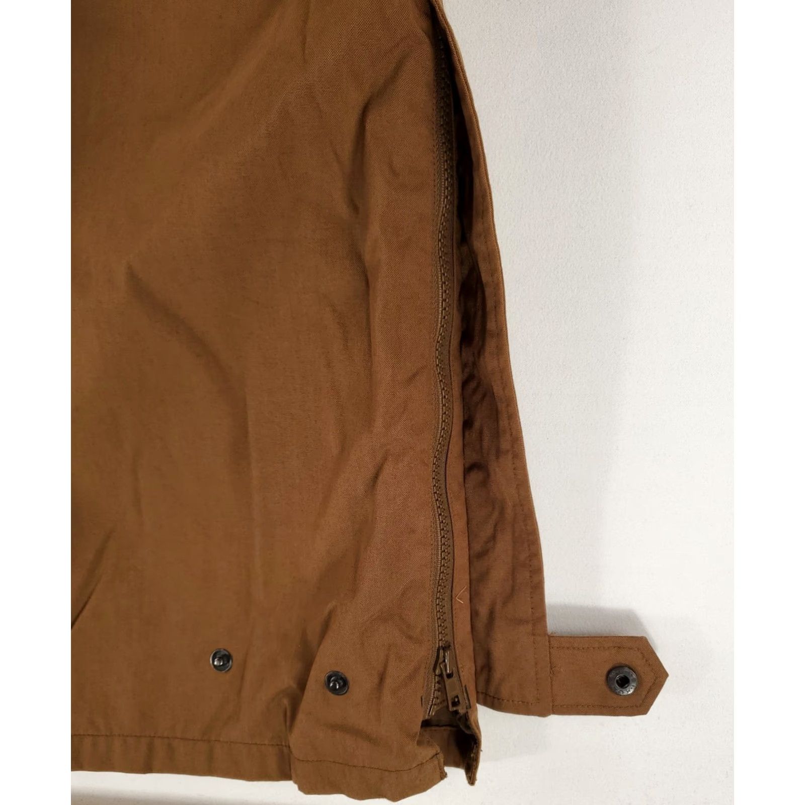 Vintage Beretta Pants Hunting Nylon Shell Mens 37 Regular Straight 31 Inseam Brown Casual Pants 38 37x31 Actual Mens Size US 37 - 4 Thumbnail