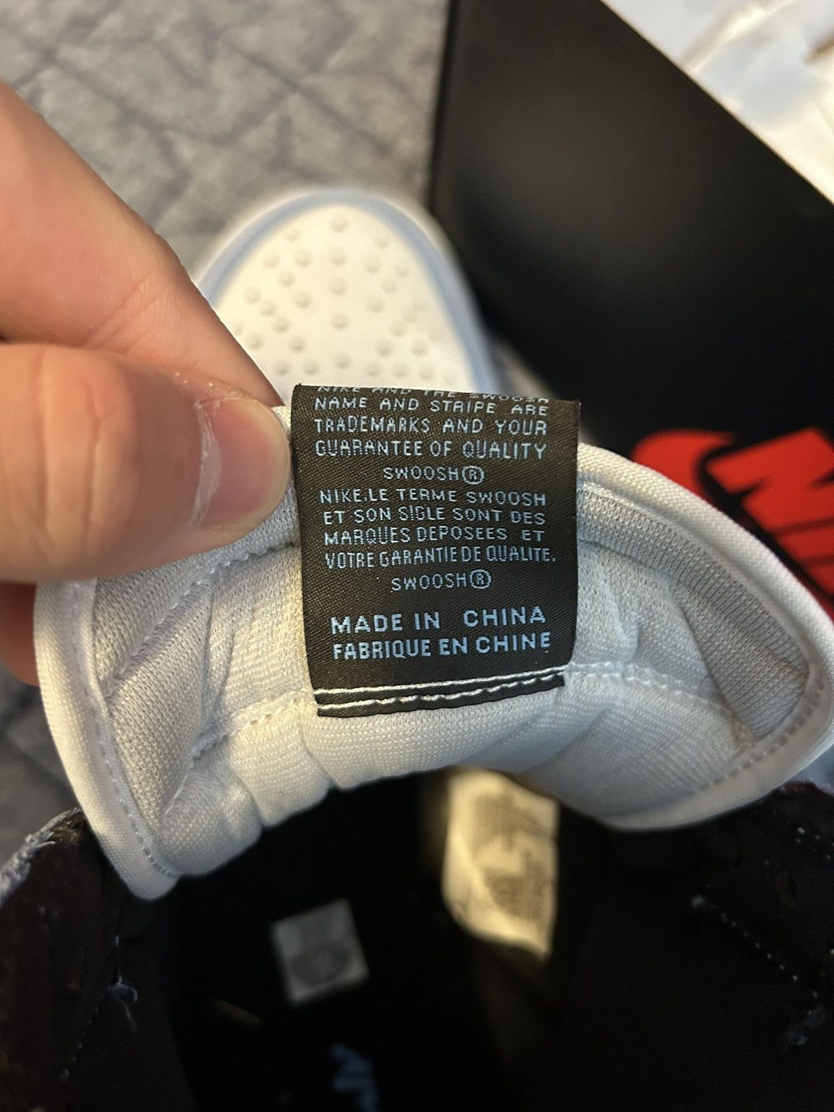 Jordan Brand Jordan 1 Retro High OG University Blue Size US 12 / EU 45 - 11 Thumbnail