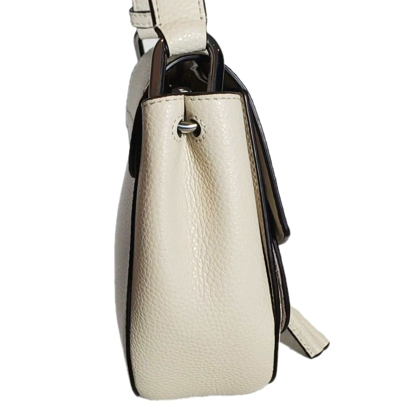 Marc Jacobs Marc Jacobs Maverick Shoulder Bag Cream Pebbled Leather Flap Front Saddle Bag Womens medium Canvas Leather EUC Size ONE SIZE - 7 Thumbnail