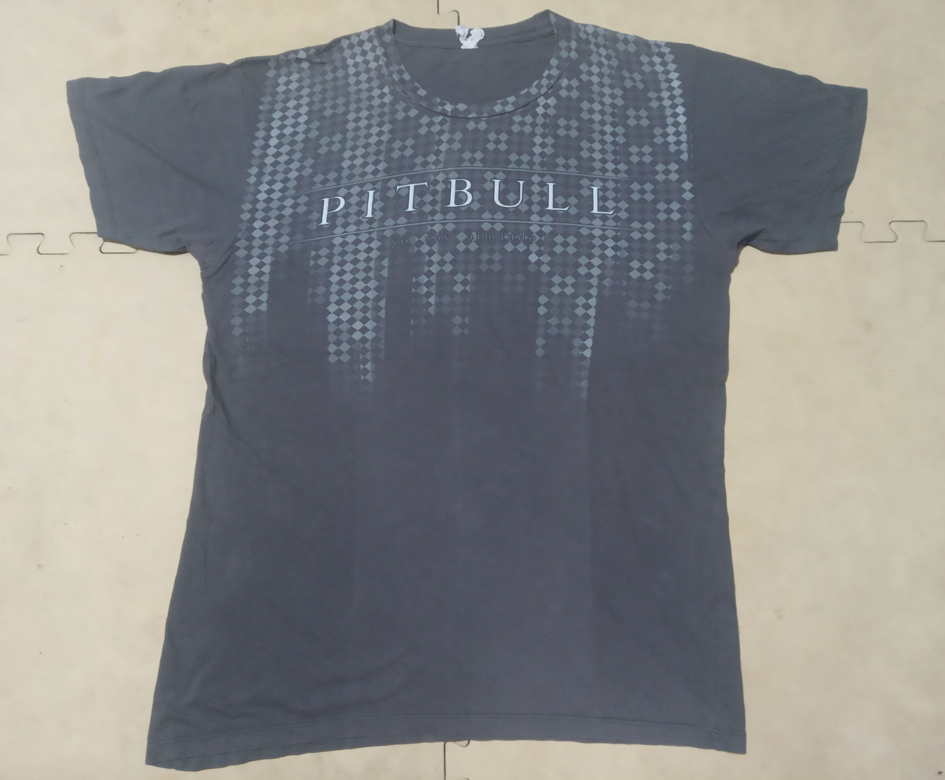 Band Tees Pitbull "Yo Soy Armando" Size US M / EU 48-50 / 2 - 1 Thumbnail