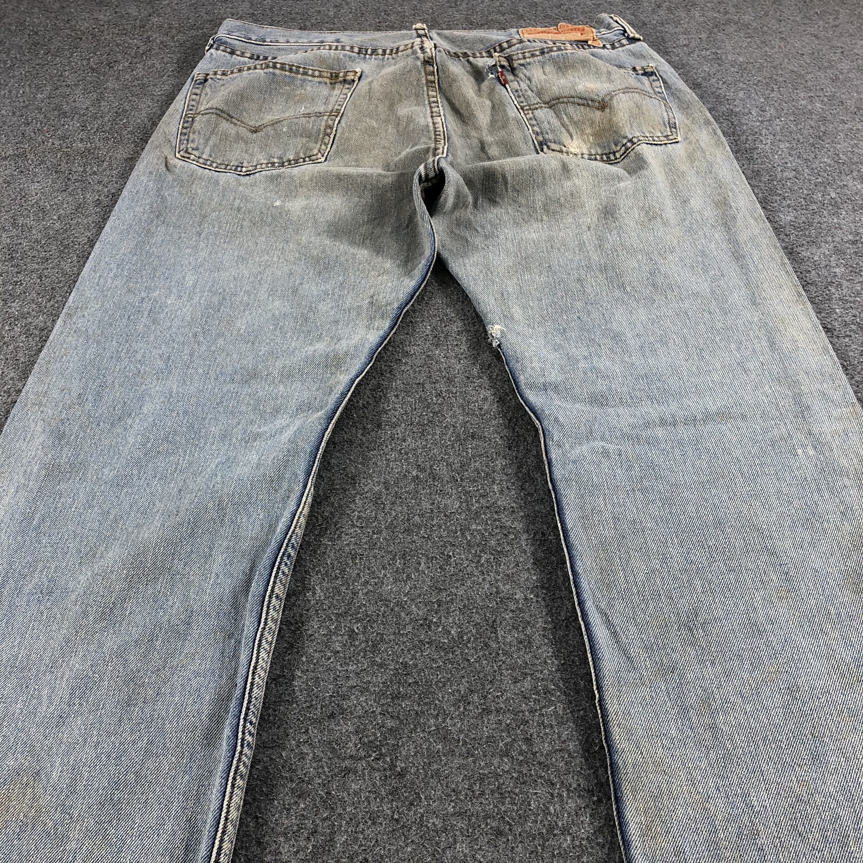 Levi's Vintage Levis 505 Light Wash Jeans- J1323 Size US 35 - 4 Thumbnail