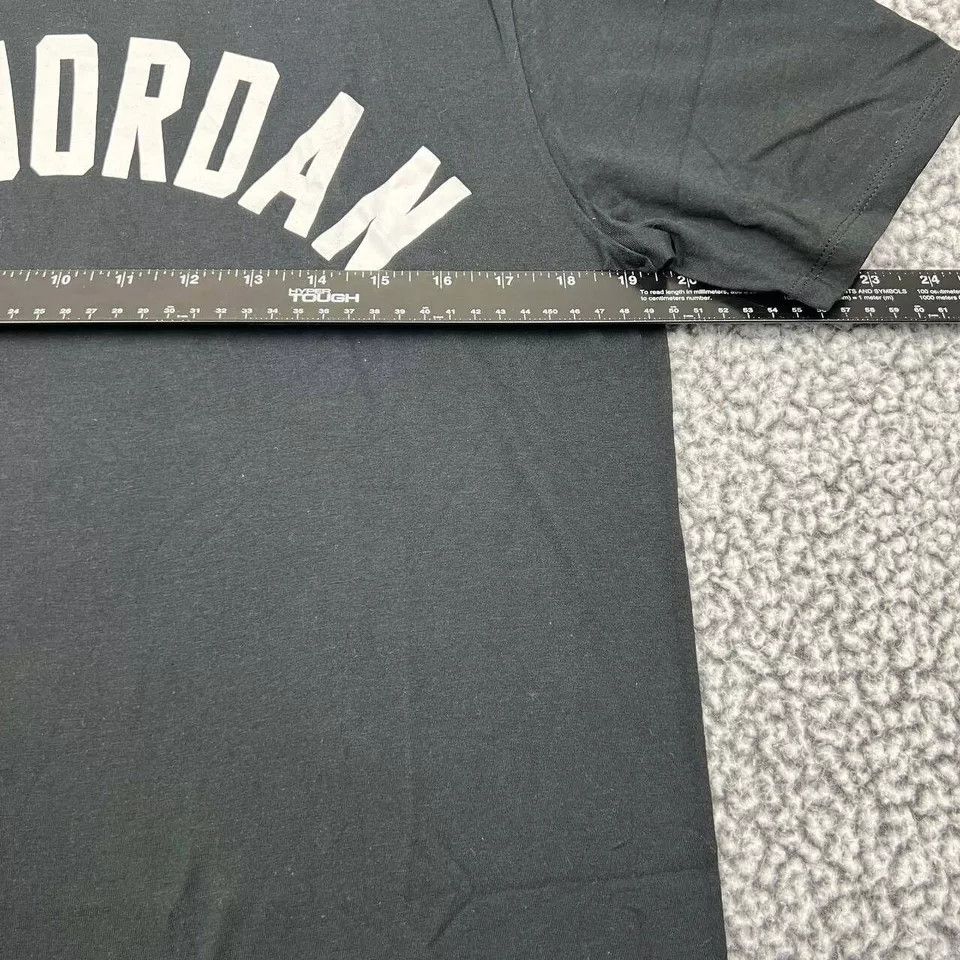 Jordan Brand Air Jordan Shirt Men Jumpman Short Sleeve Crew Neck New M Size US M / EU 48-50 / 2 - 5 Thumbnail