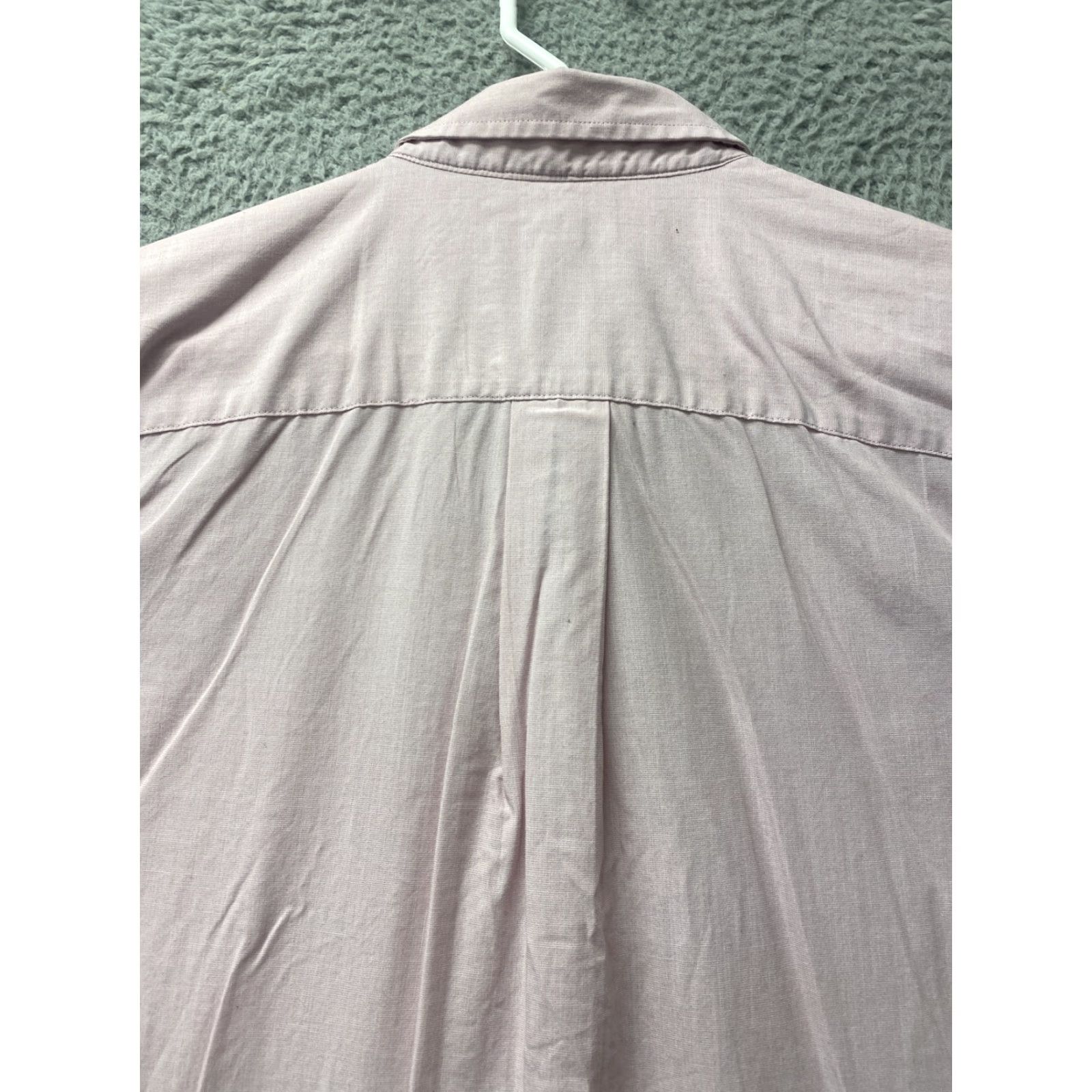 Croft & Barrow Croft & Barrow Shirt Mens Size L Button-Up Long Sleeve Pink /107-2 White Cotton Polyester Regular Men Casual Collared Button Up Shirt Size US L / EU 52-54 / 3 - 7 Thumbnail