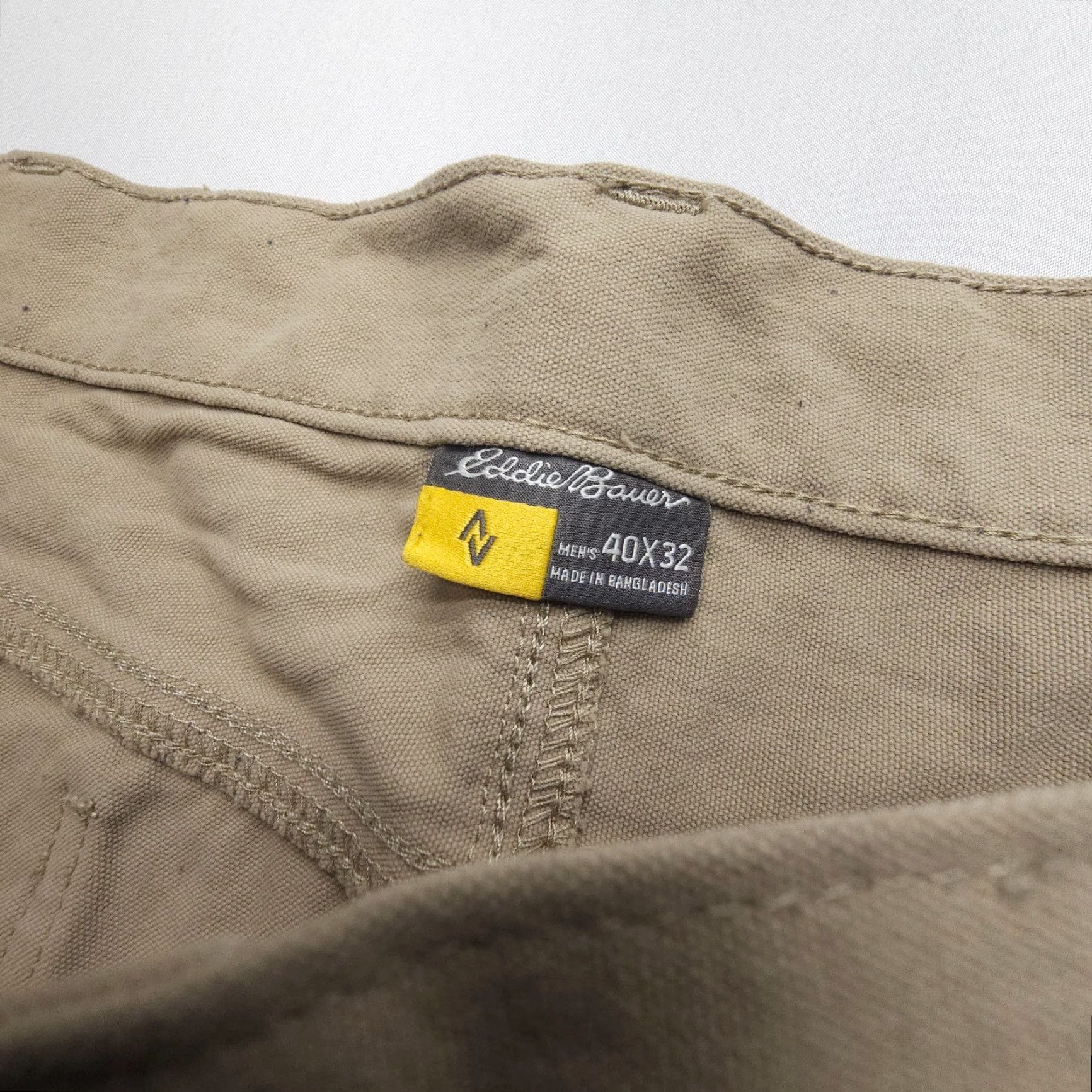 Eddie Bauer Eddie Bauer Travex Pants Mens 40 x 32 Khaki Canvas Workwear Chino Size US 40 / EU 56 - 7 Thumbnail
