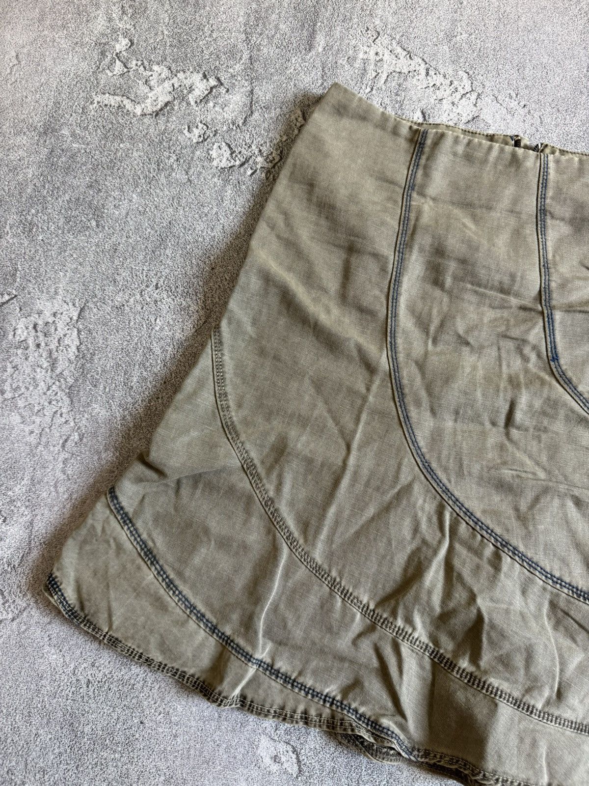Miss Sixty Miss Sixty XS avantgarde flared mini skirt vintage Y2K 90s Size 25" / US 0 / IT 36 - 8 Thumbnail