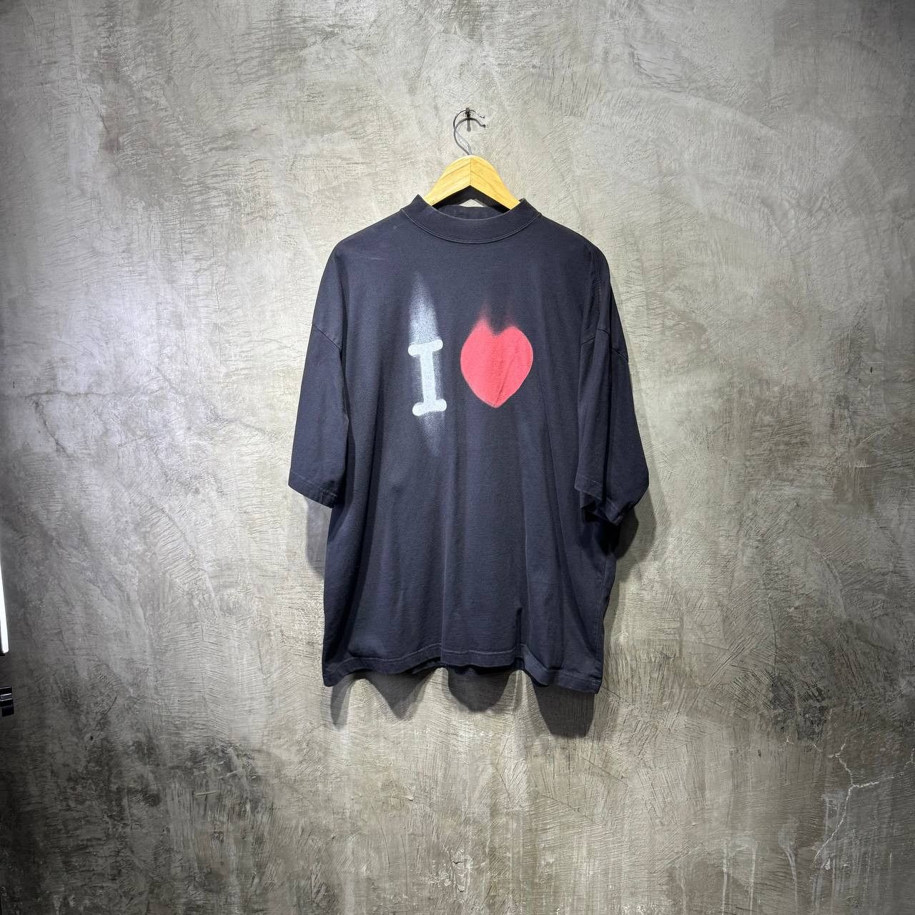 Balenciaga Balenciaga SS23 “I Love You” distressed tee fit 3XL Size US XXL / EU 58 / 5 - 1 Thumbnail