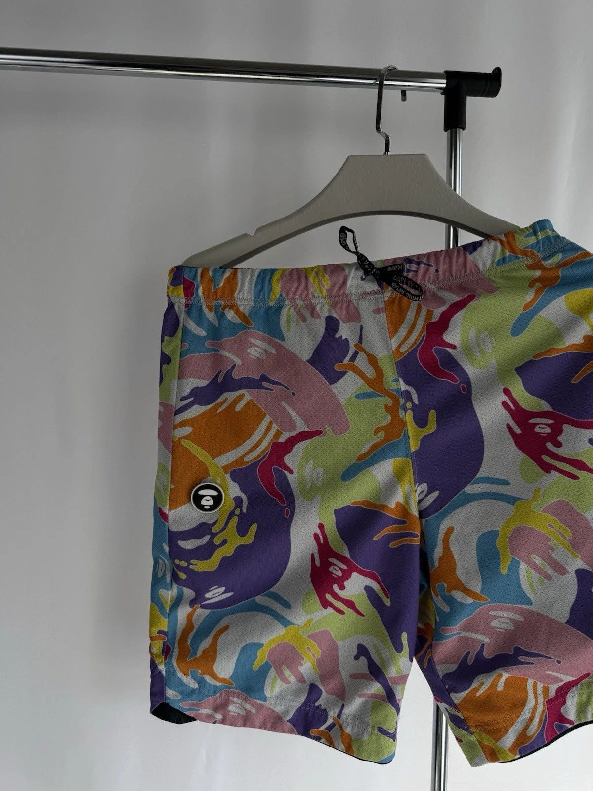 Aape AAPE by A Bathing Ape Shorts – Bright Abstract Camo – Men’s Size US 28 / EU 44 - 3 Thumbnail