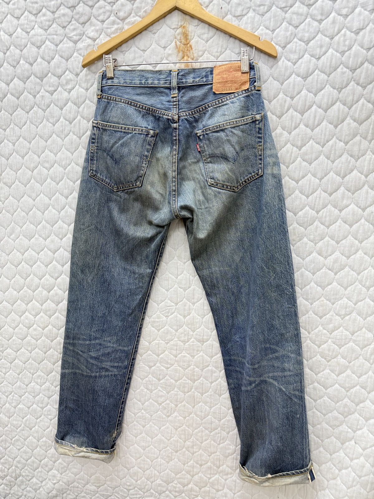 Levi's 🔥ARCHIVE VINTAGE LEVIS 501XX BIG E DISTRESSED SELVEDGE DENIM Size US 29 - 9 Thumbnail
