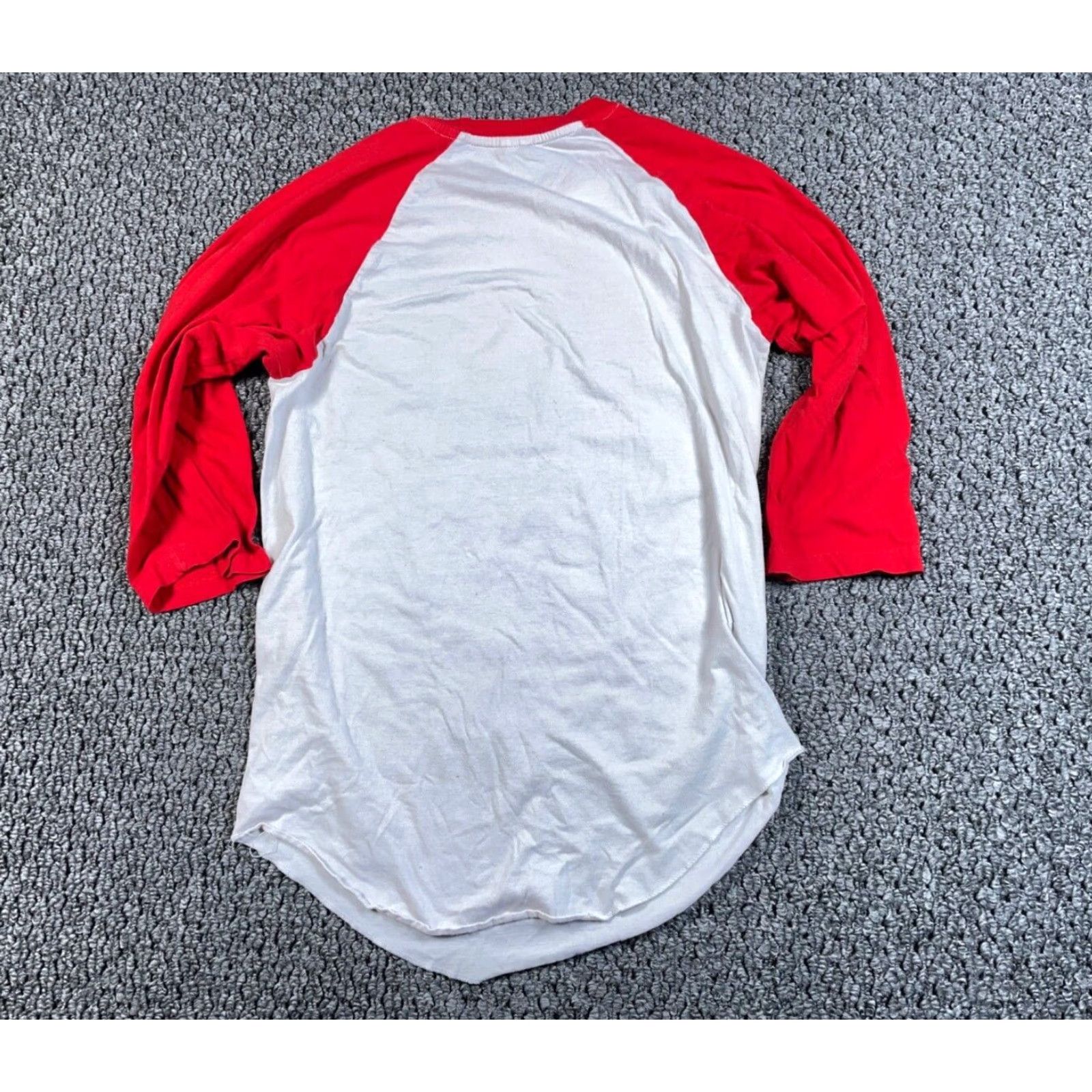Vintage VINTAGE Flying Horse T-Shirt Baseball Style Adult Medium Gray Red I Am Legend Cartoon Sports Shirt Mens Regular 3/4 Sleeve Crew Neck Size US M / EU 48-50 / 2 - 2 Thumbnail