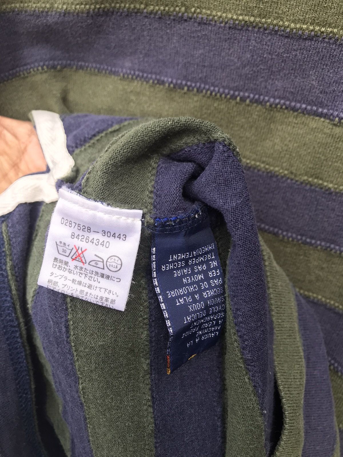 Tommy Hilfiger × Vintage Vintage Tommy Hilfiger Stripe Faded Sweatshirt Size US M / EU 48-50 / 2 - 13 Thumbnail