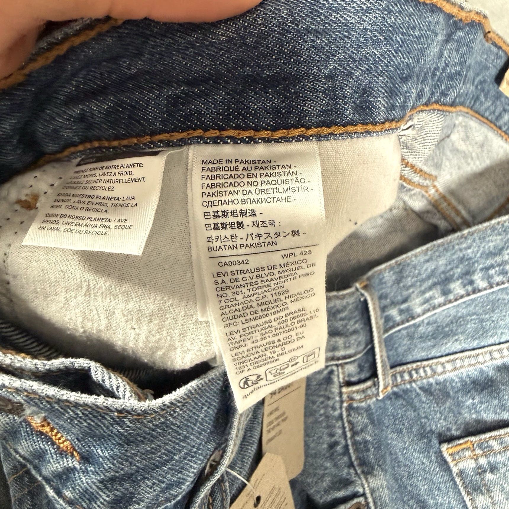 Levi's VINTAGE Levis 94 Baggy Denim Jeans Womens 32x31 Straight Leg Loose Fit NEW Size 24" / US 00 / IT 34 - 6 Thumbnail