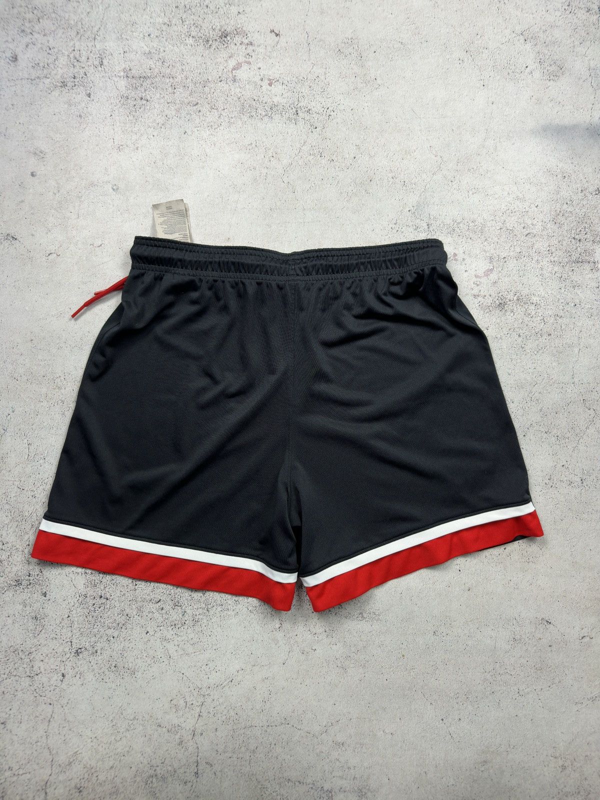 Under Armour Under Armour Southampton FC Soccer Shorts Size M Size US 32 / EU 48 - 5 Thumbnail