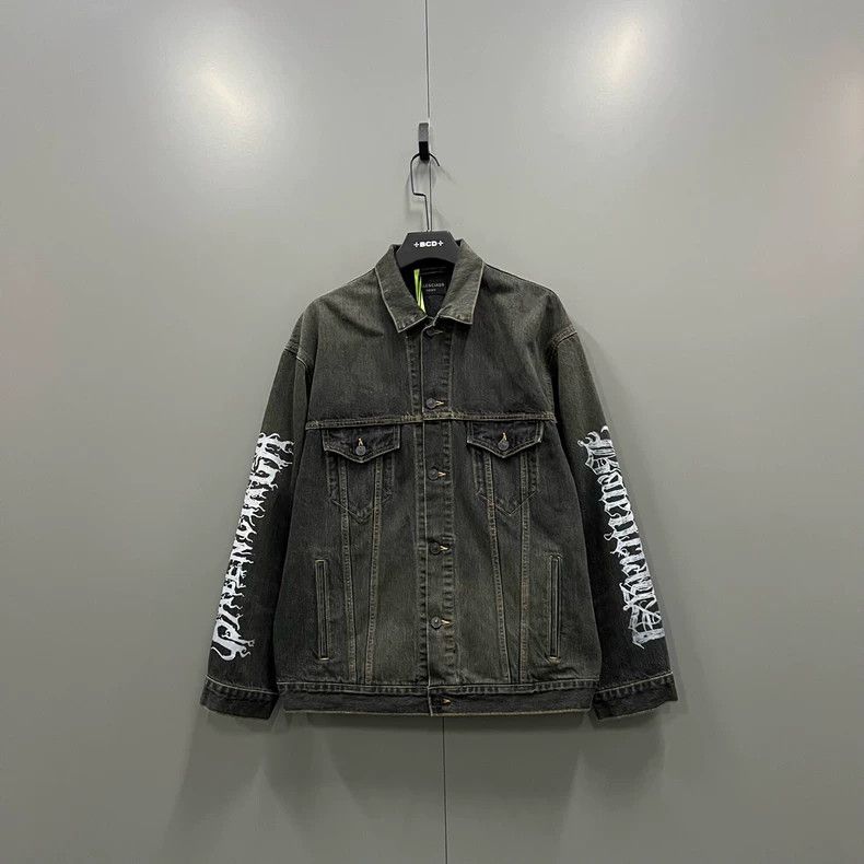 Balenciaga Balenciaga New Year Washed Graffiti logo Unicorn Arm Denim Size US S / EU 44-46 / 1 - 2 Thumbnail