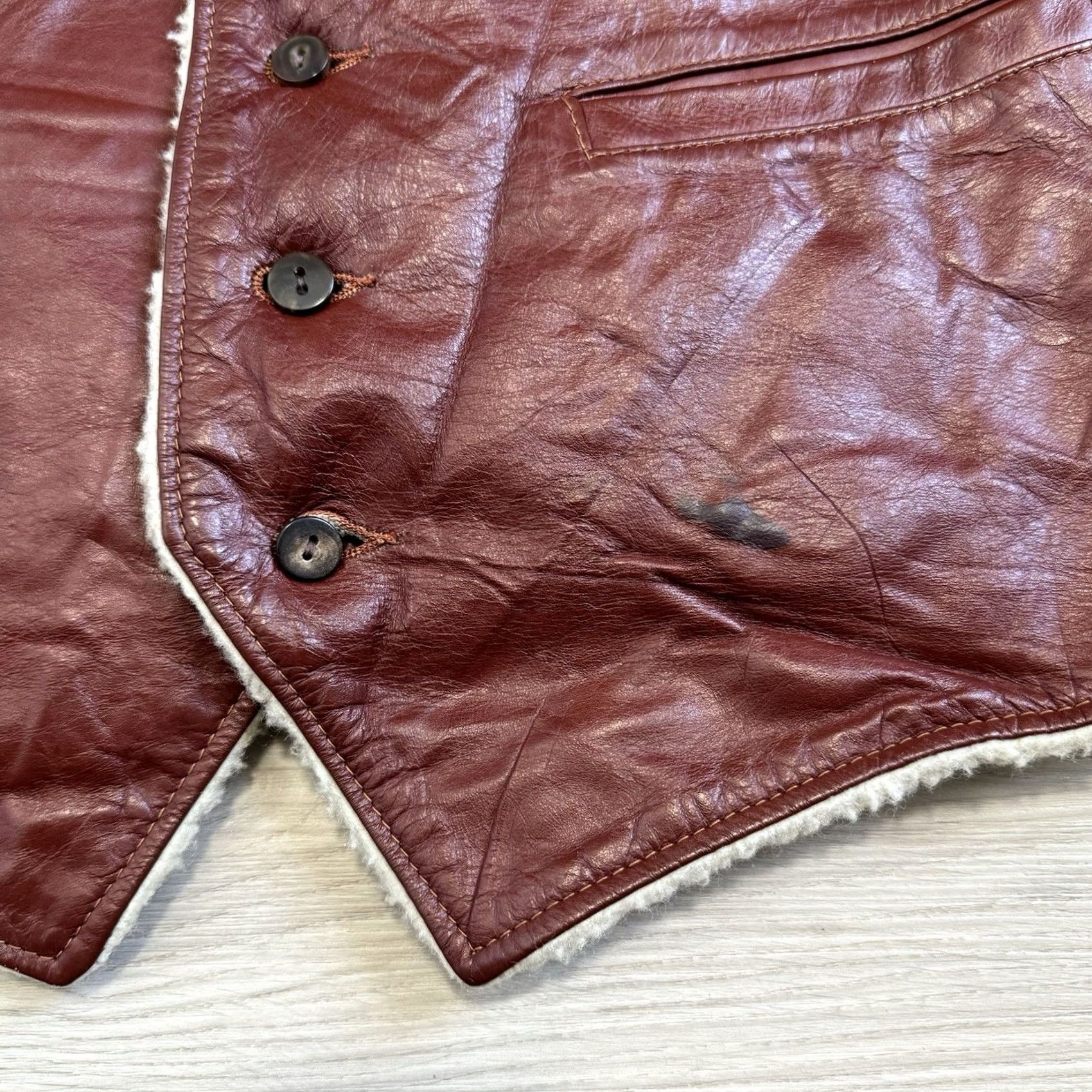 Vintage VINTAGE L.L.Bean Vest Mens Medium Cowhide Leather Wool Shearling Lined 70s 80s Brown Wool Lined 80s Mens Vintage Size US M / EU 48-50 / 2 - 4 Thumbnail
