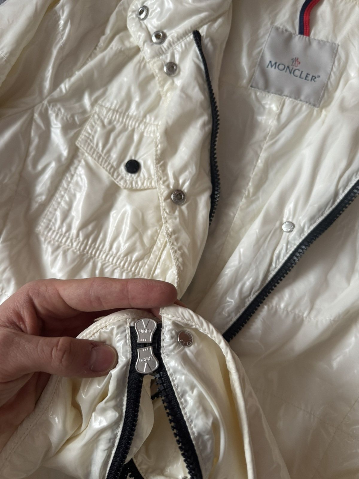 Moncler Moncler Jacket Lampo Classic Tissu Stoff Tessuto Venan Italy Size S / US 4 / IT 40 - 6 Thumbnail