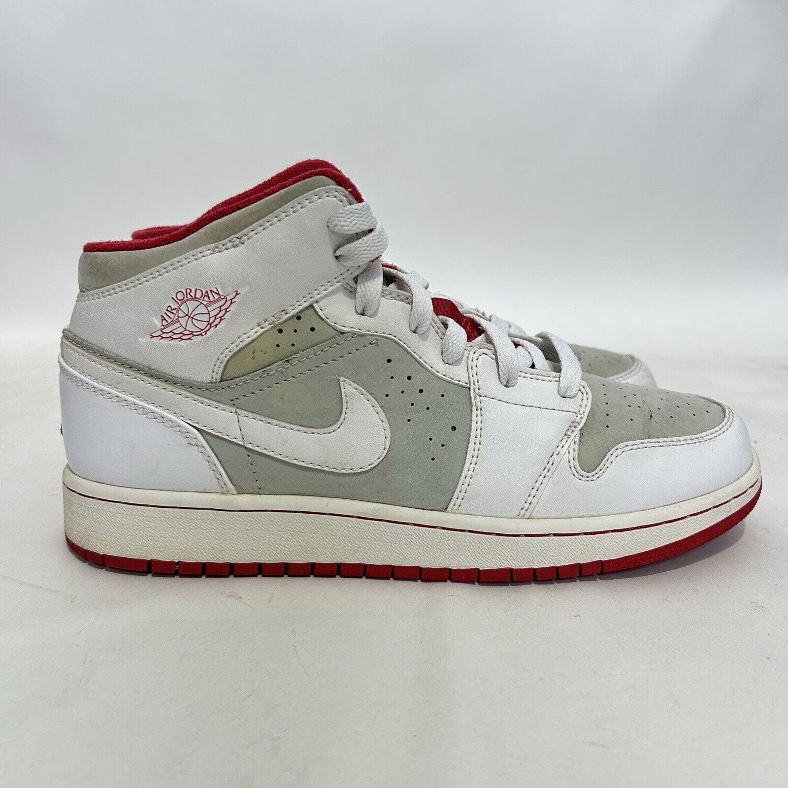 Nike Nike Air Jordan 1 Retro Mid GS “Hare” 2009 Size US 8.5 / IT 38.5 - 4 Thumbnail
