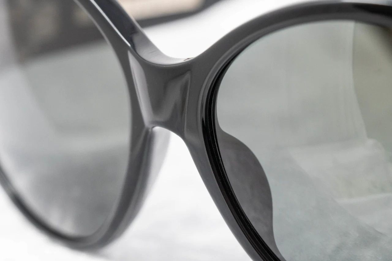 Ann Demeulemeester Ann Demeulemeester Sunglasses Oversized Black and Grey Size ONE SIZE - 10 Thumbnail