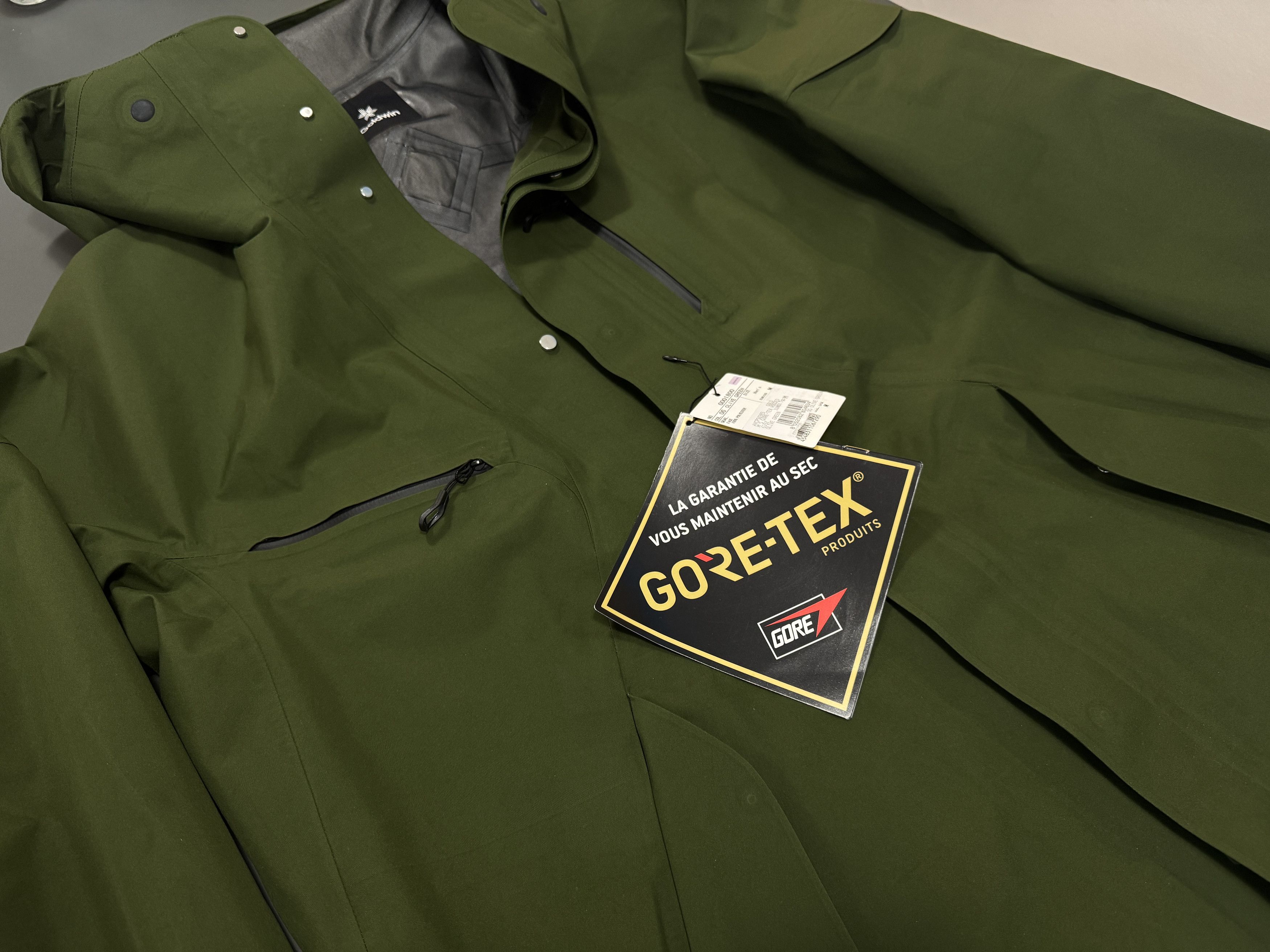 Goldwin Goldwin Gore-Tex hooded jacket size M Olive Green Size US M / EU 48-50 / 2 - 3 Thumbnail
