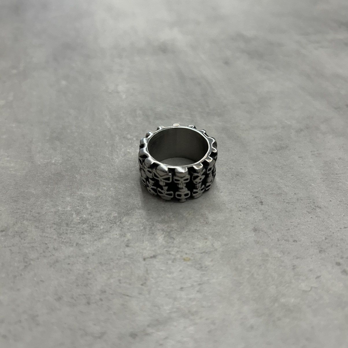 Japanese Brand × Vintage Vintage 90s Y2K style emo skull pile grunge silver ring Size ONE SIZE - 5 Thumbnail