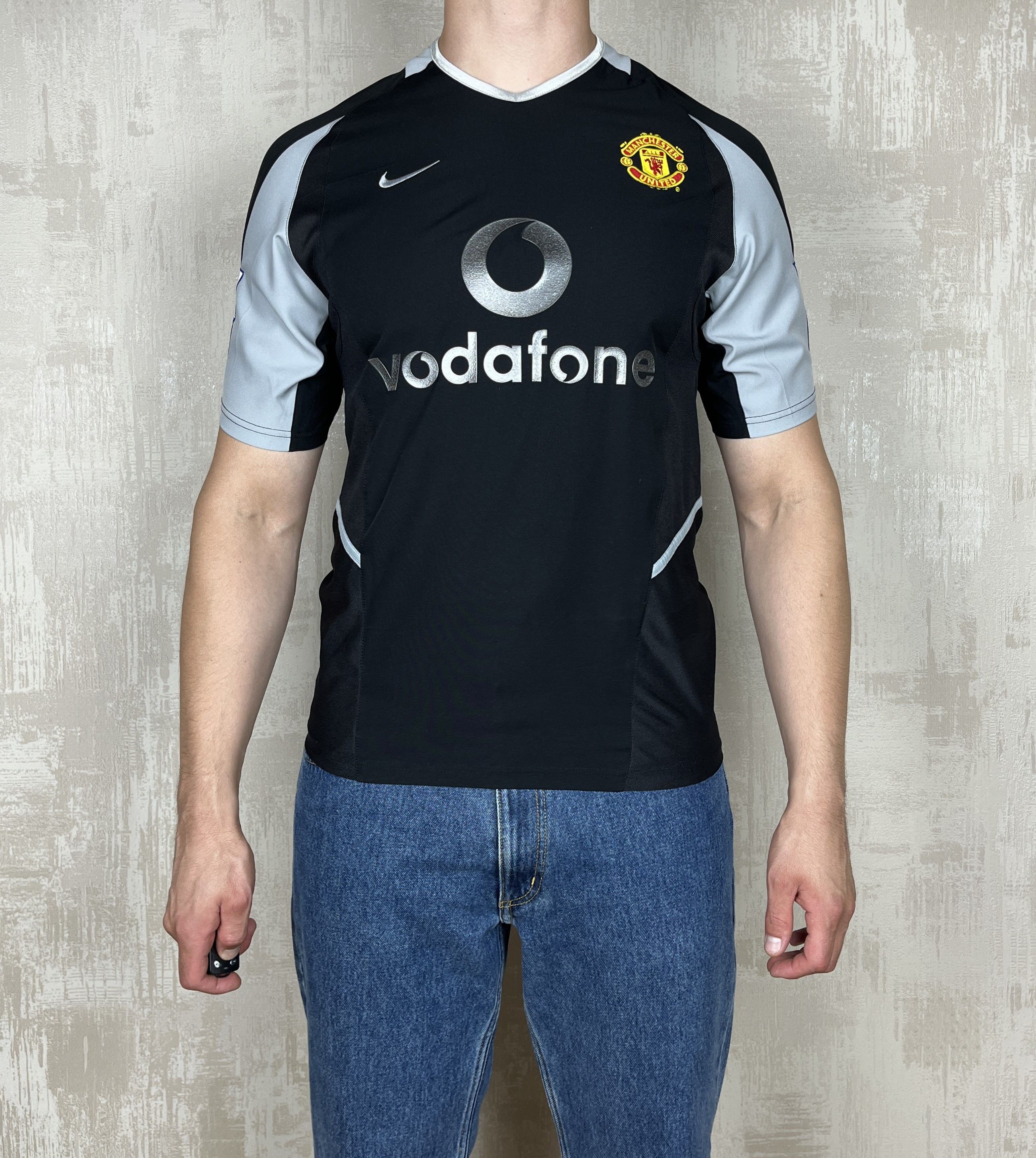 Nike 2002-2004 Manchester United # 27 Silvestre Soccer Jersey Size US S / EU 44-46 / 1 - 10 Thumbnail