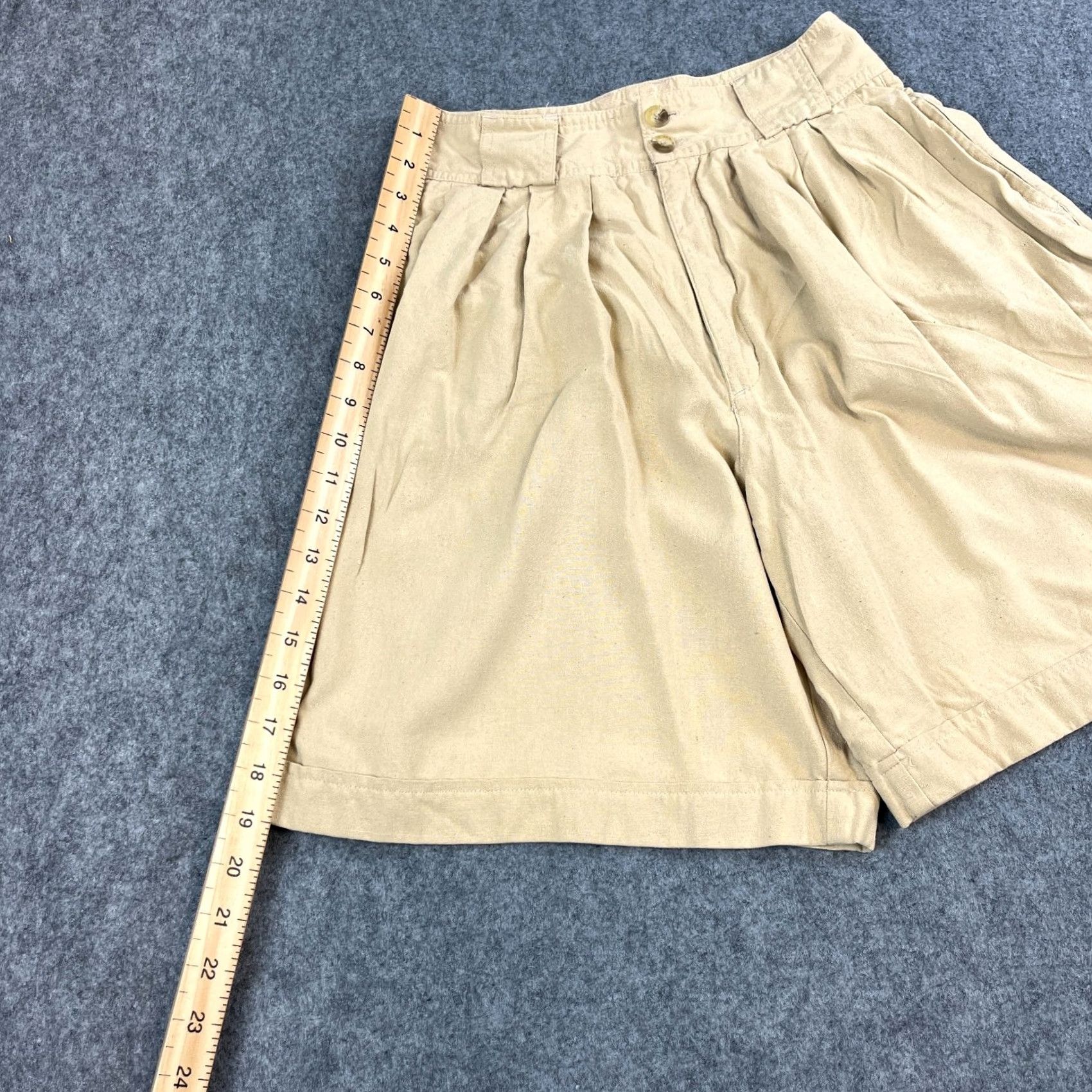 Vintage VINTAGE Outback Red Womens Bermuda Shorts 100% Silk Beige Baggy Fit Gurkha Style 6 (Adult) Womens Size 28" / US 6 / IT 42 - 3 Thumbnail