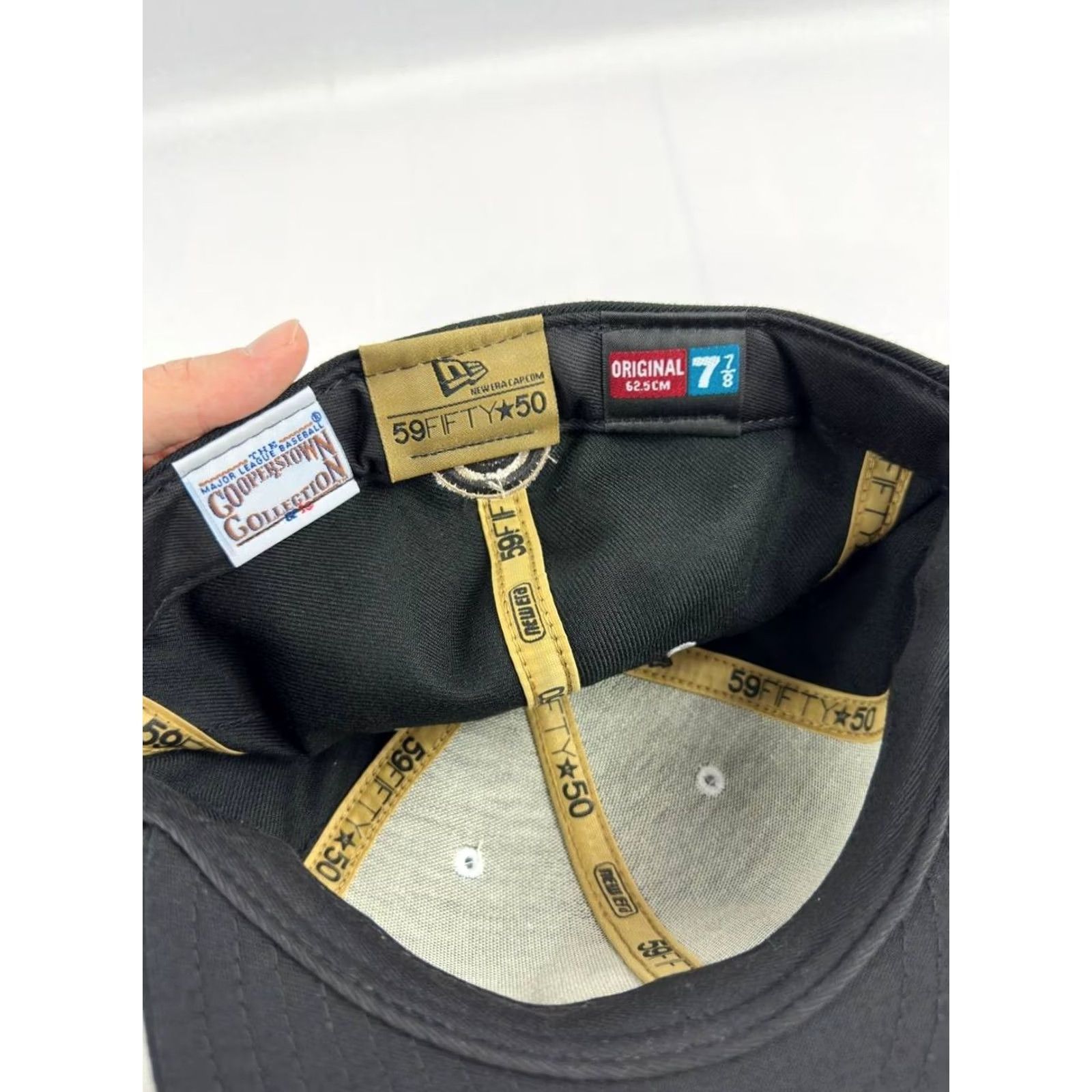 New Era VINTAGE New Era 59FIFTY AT 50 Chicago Cubs Black Fitted Hat Size 7 7/8 Mens Baseball Cap Office? Size ONE SIZE - 4 Thumbnail