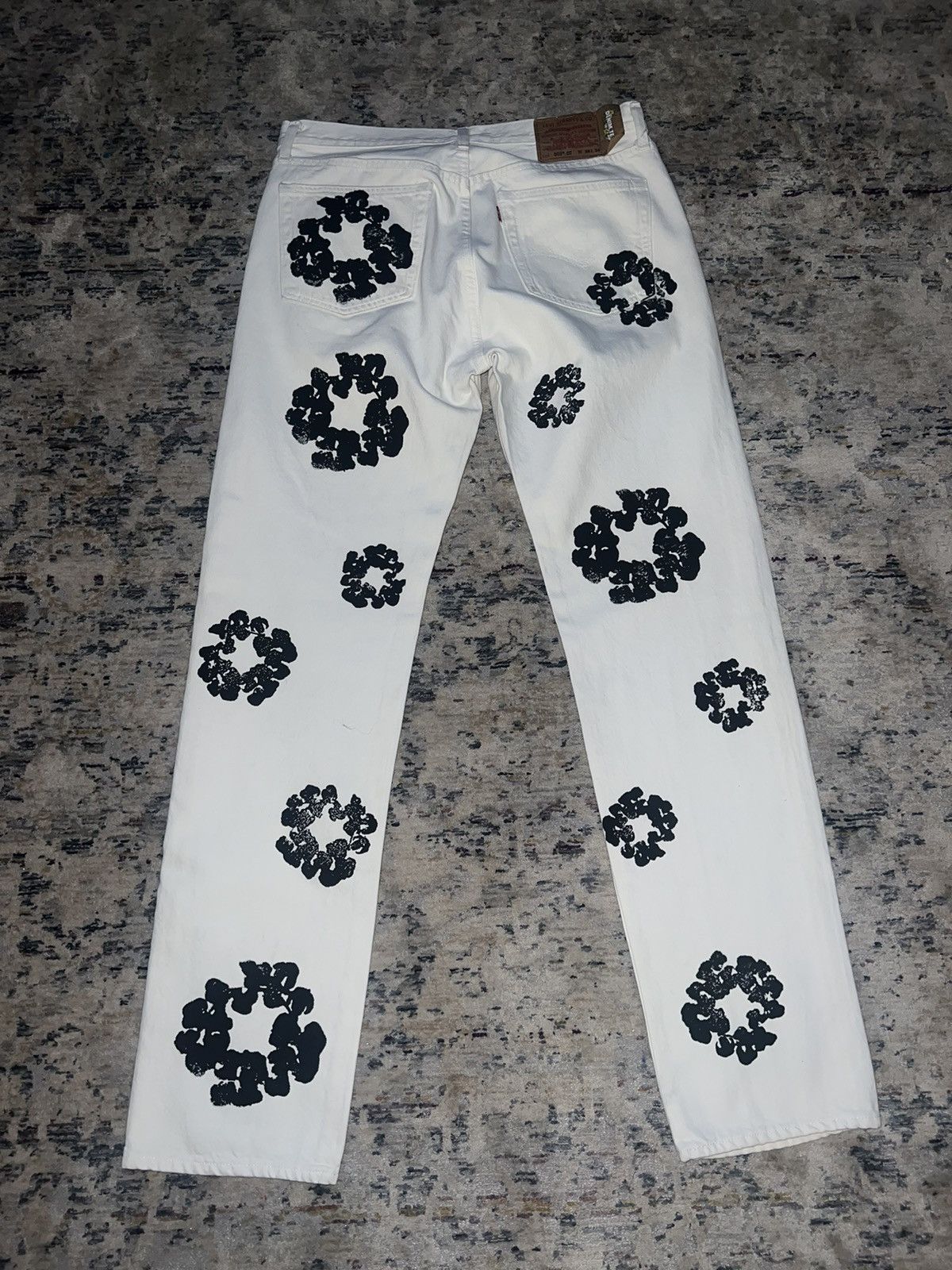 DENIM TEARS × Levi's Denim Tears Cotton Wreath Levi Denim Pants Sz 36 Size US 36 / EU 52 - 5 Thumbnail