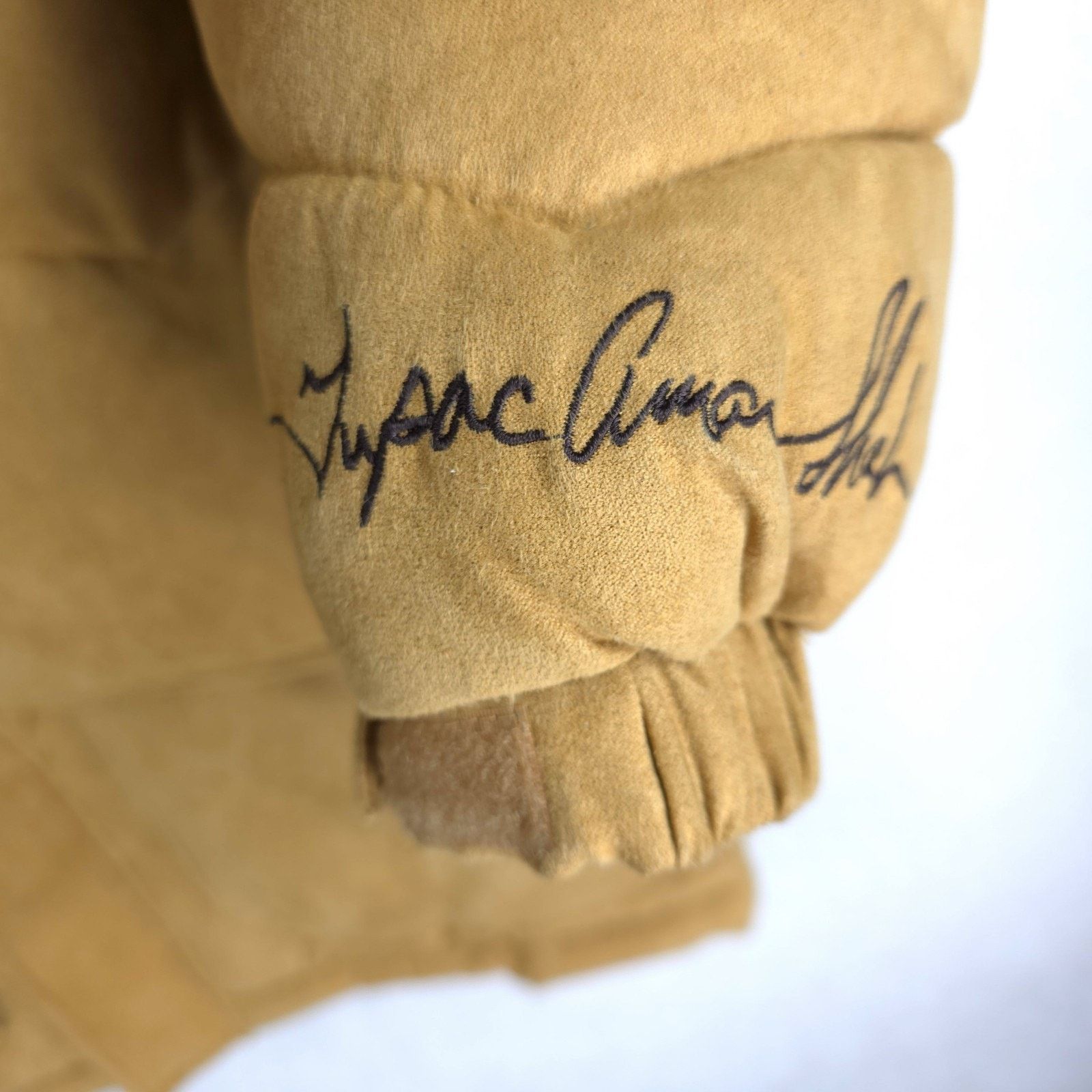 Makaveli Vintage Makaveli Branded Tupac Beige Puffer Jacket Sz Small Size US S / EU 44-46 / 1 - 6 Thumbnail