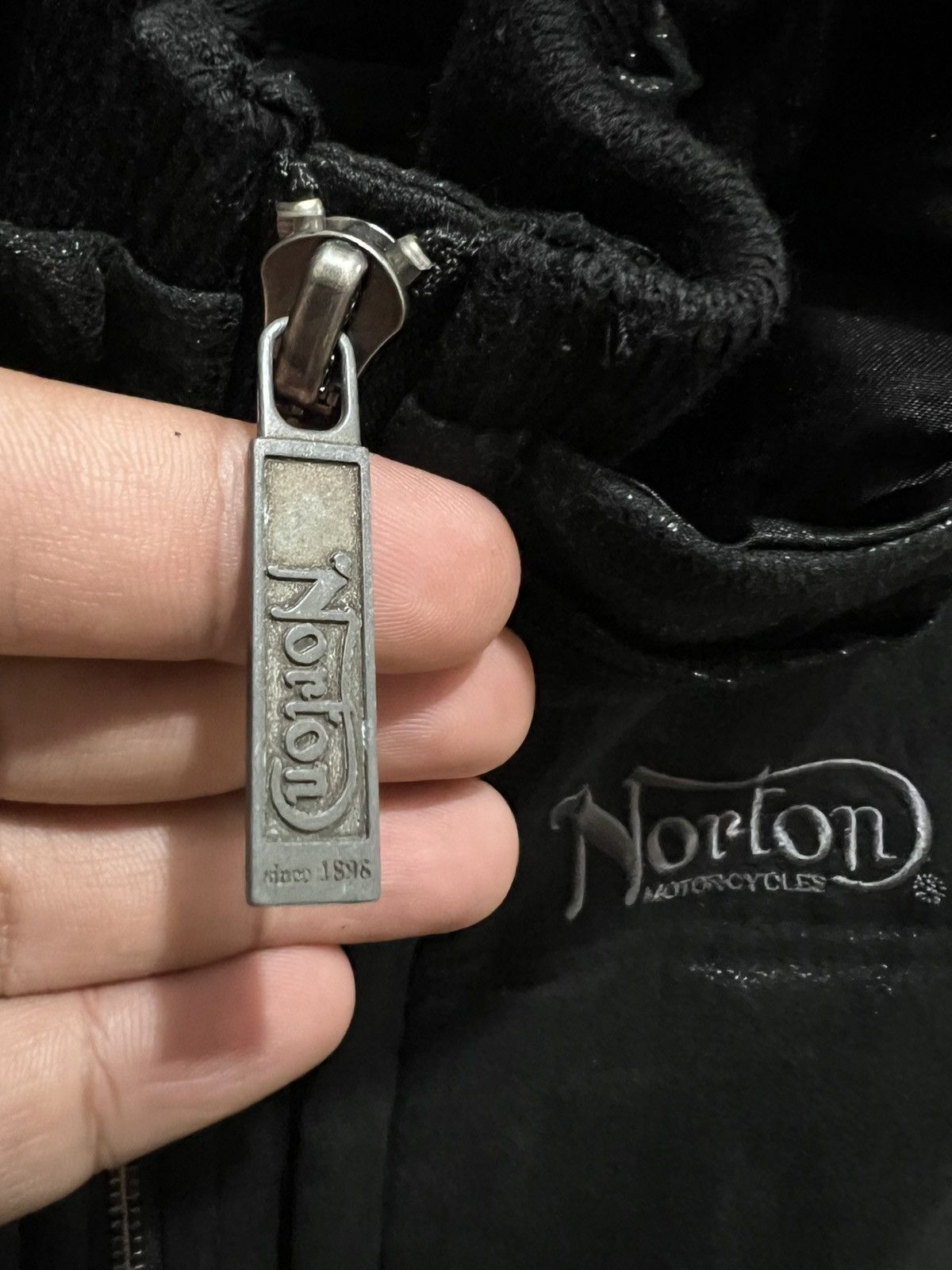 Japanese Brand Vintage Norton Motorcycle Puffer Vest Style Punk Vkei Size US S / EU 44-46 / 1 - 7 Thumbnail