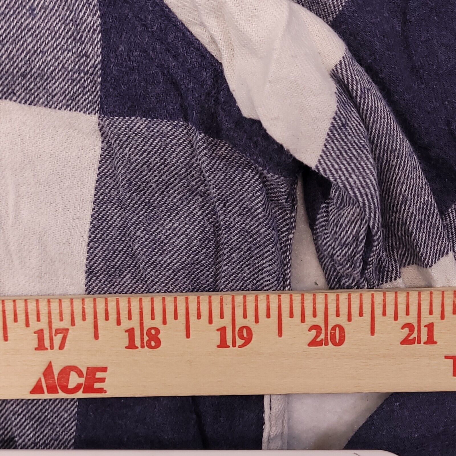 Old Navy Old Navy Buffalo Check Flannel Shirt Mens Size Medium M Blue Size US M / EU 48-50 / 2 - 9 Thumbnail