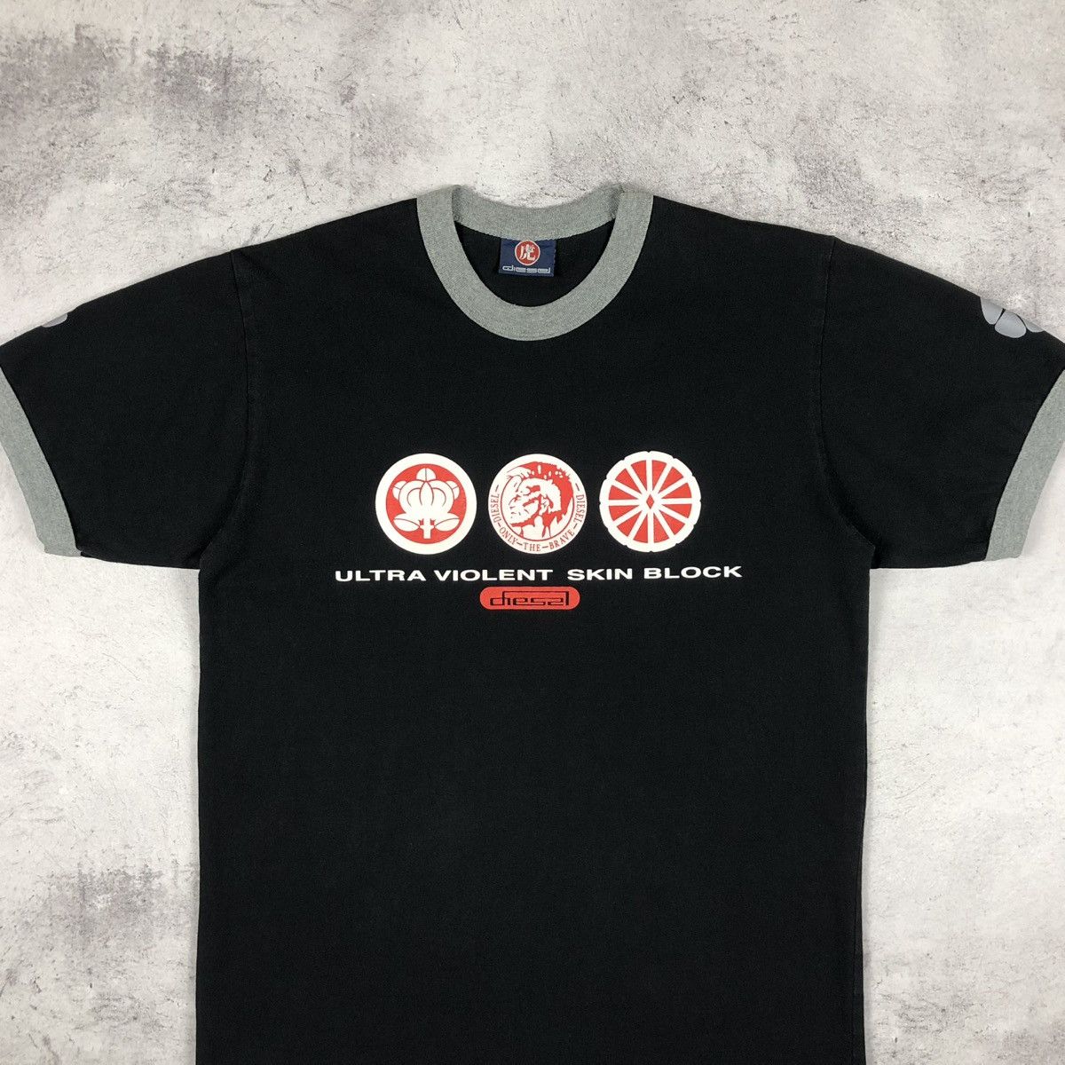 Diesel Vintage Diesel Ultra Violent Skin Block Tee Size US M / EU 48-50 / 2 - 9 Thumbnail
