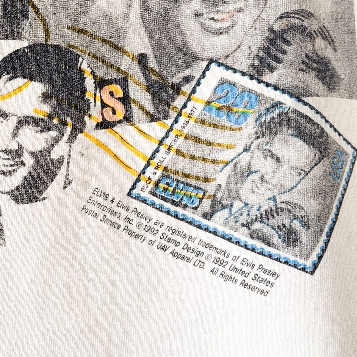 Vintage THRASHED Vintage 90s Elvis T-Shirt Size US XL / EU 56 / 4 - 7 Thumbnail