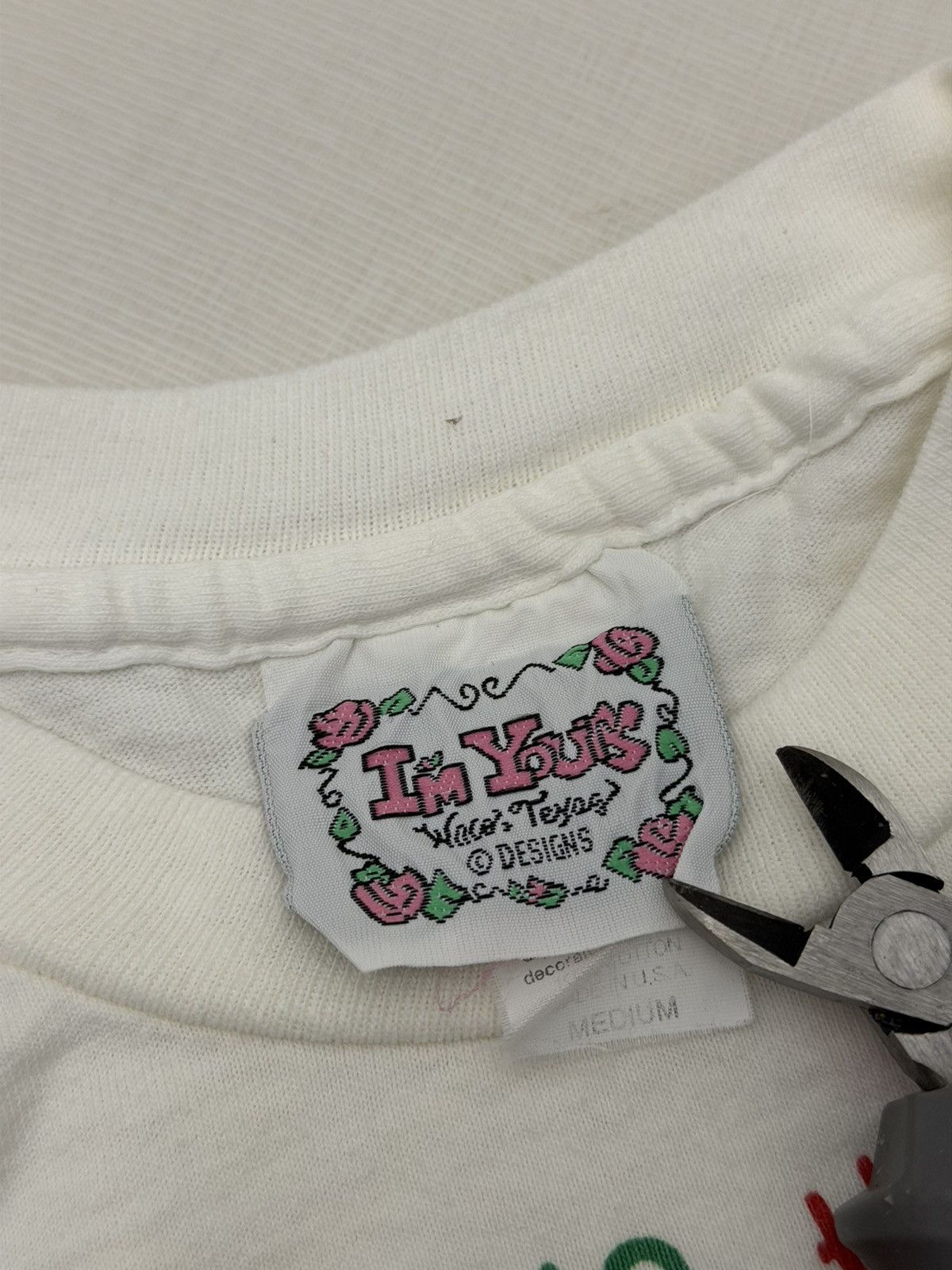 Vintage I'm Yours Designs Santa Christmas L/S TShirt Fits Women’s XS Size XS / US 0-2 / IT 36-38 - 4 Thumbnail