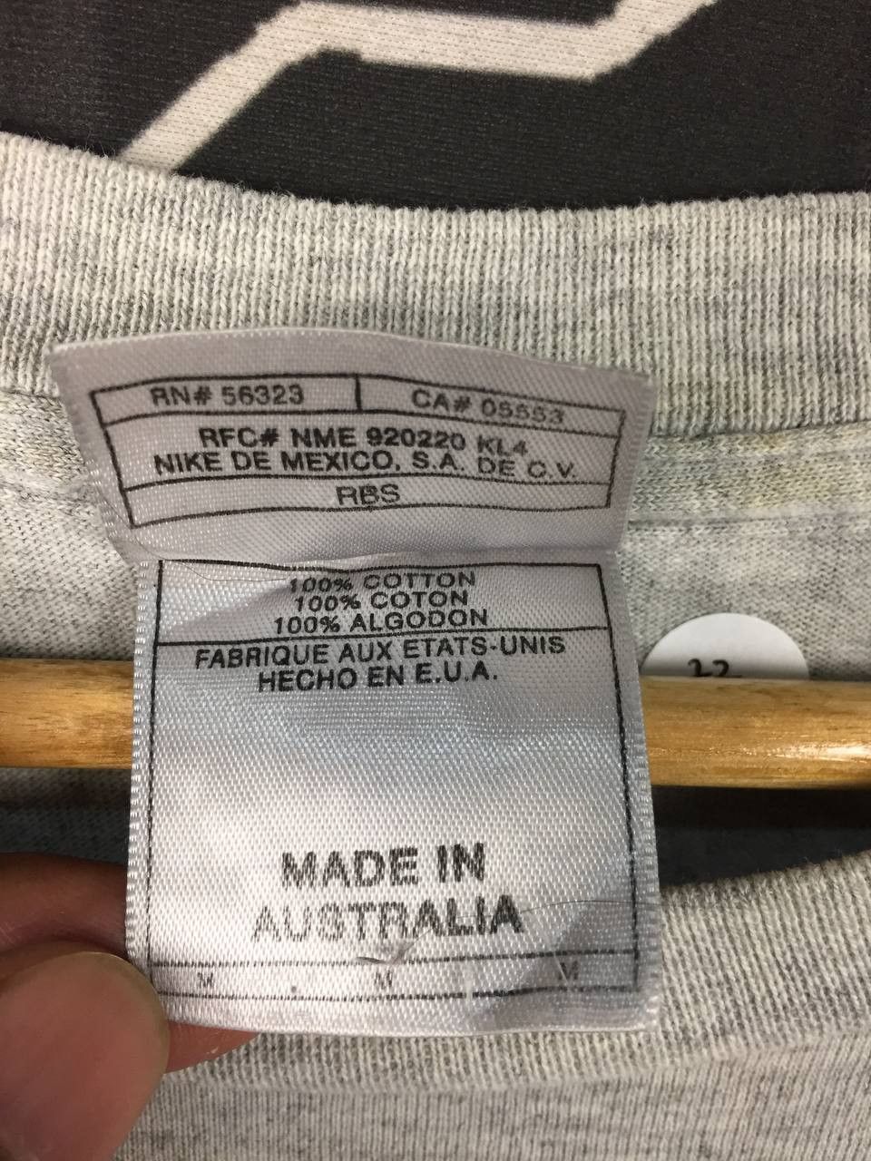 Nike Vtg 90s Nike Grey Tag Futara Logo Made in Australia Tee Size US M / EU 48-50 / 2 - 10 Thumbnail