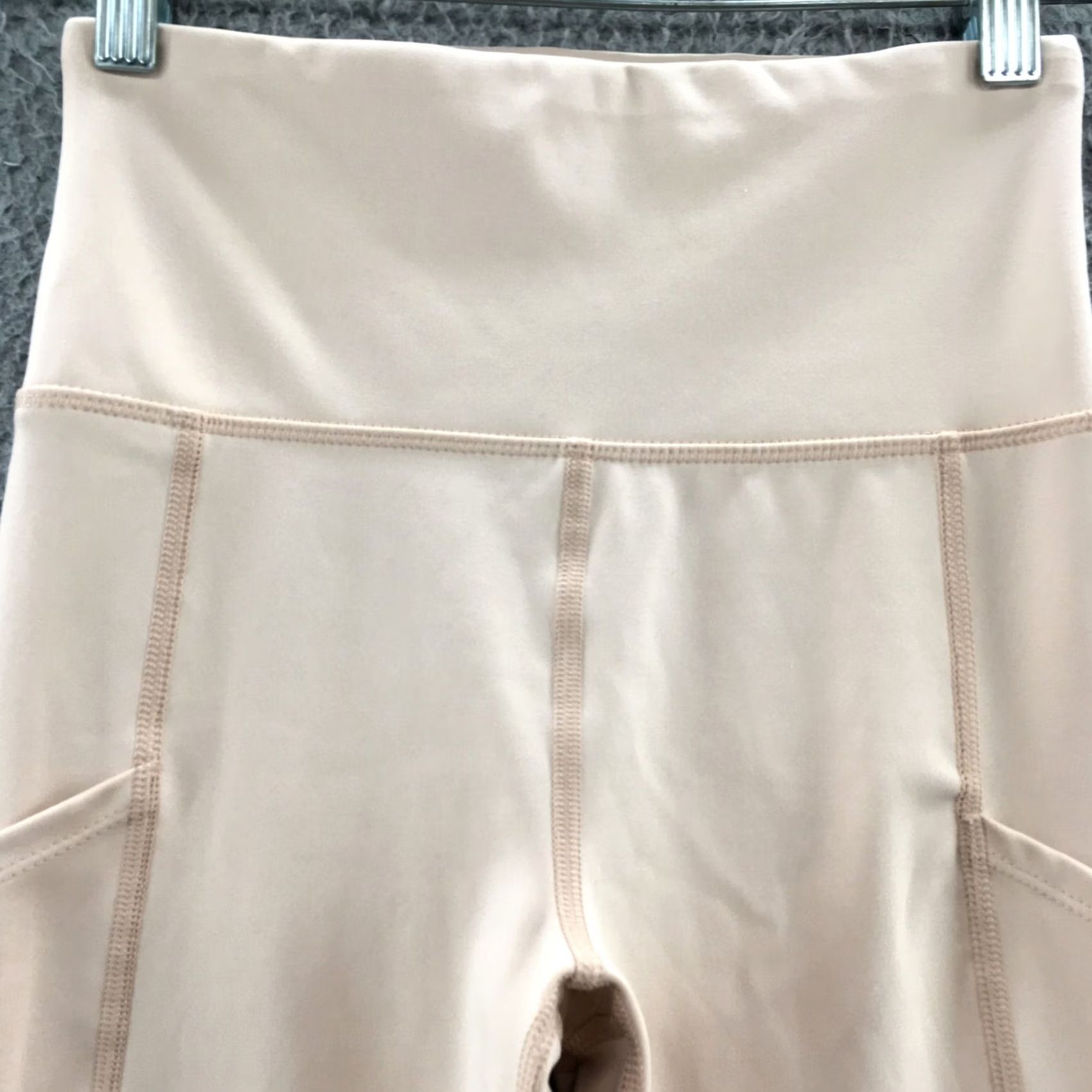 American Eagle Outfitters American Eagle Pocket Legging Women XS Regular Pink Elastic Waist Activewear Cropped 26 Inseam 22x26 Length Pockets Stretch 8.5-10.5 Rise Womens Size 26" / US 2 / IT 38 - 2 Thumbnail