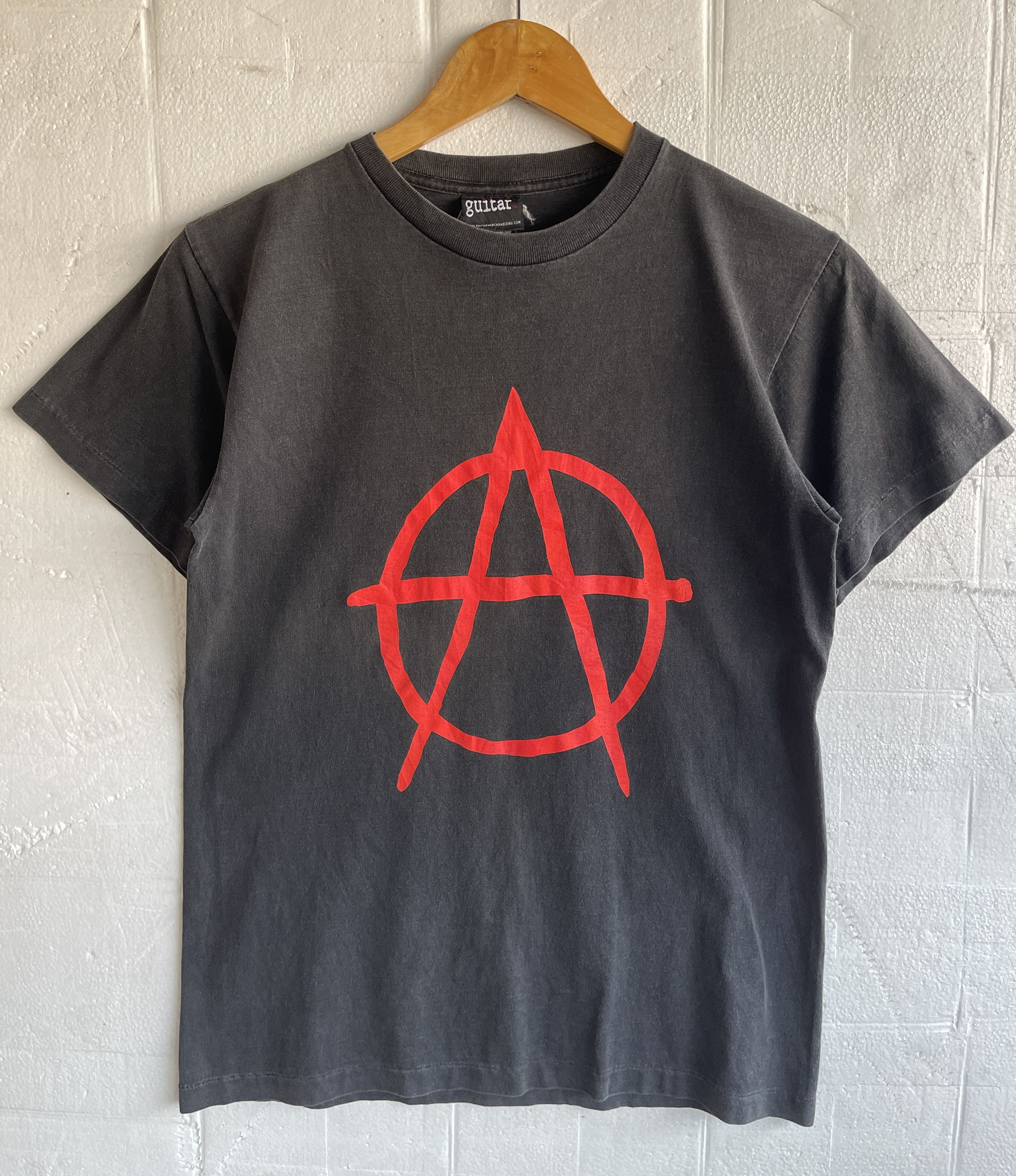 Band Tees Vintage 00s Sun Faded🔥ANARCHY🔥PUNK’S NOT DEAD Metal Band Tee Size US S / EU 44-46 / 1 - 1 Thumbnail