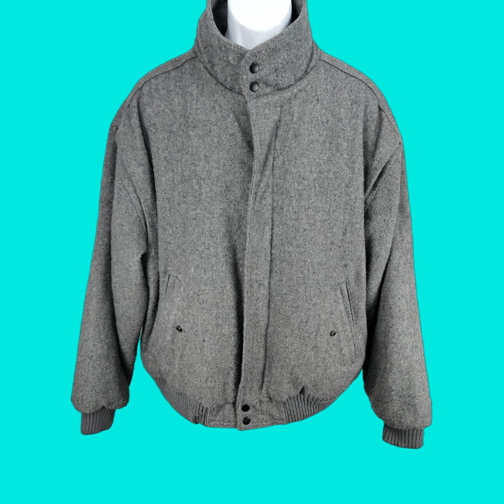 Vintage VINTAGE Expressions Bomber Jacket Wool Blend Zip Snap Insulated Grey XL 46 Men Wool Blend Zip Snap Pockets Stand-Up Collar 55 in Chest Vintage Mens Size US S / EU 44-46 / 1 - 1 Thumbnail
