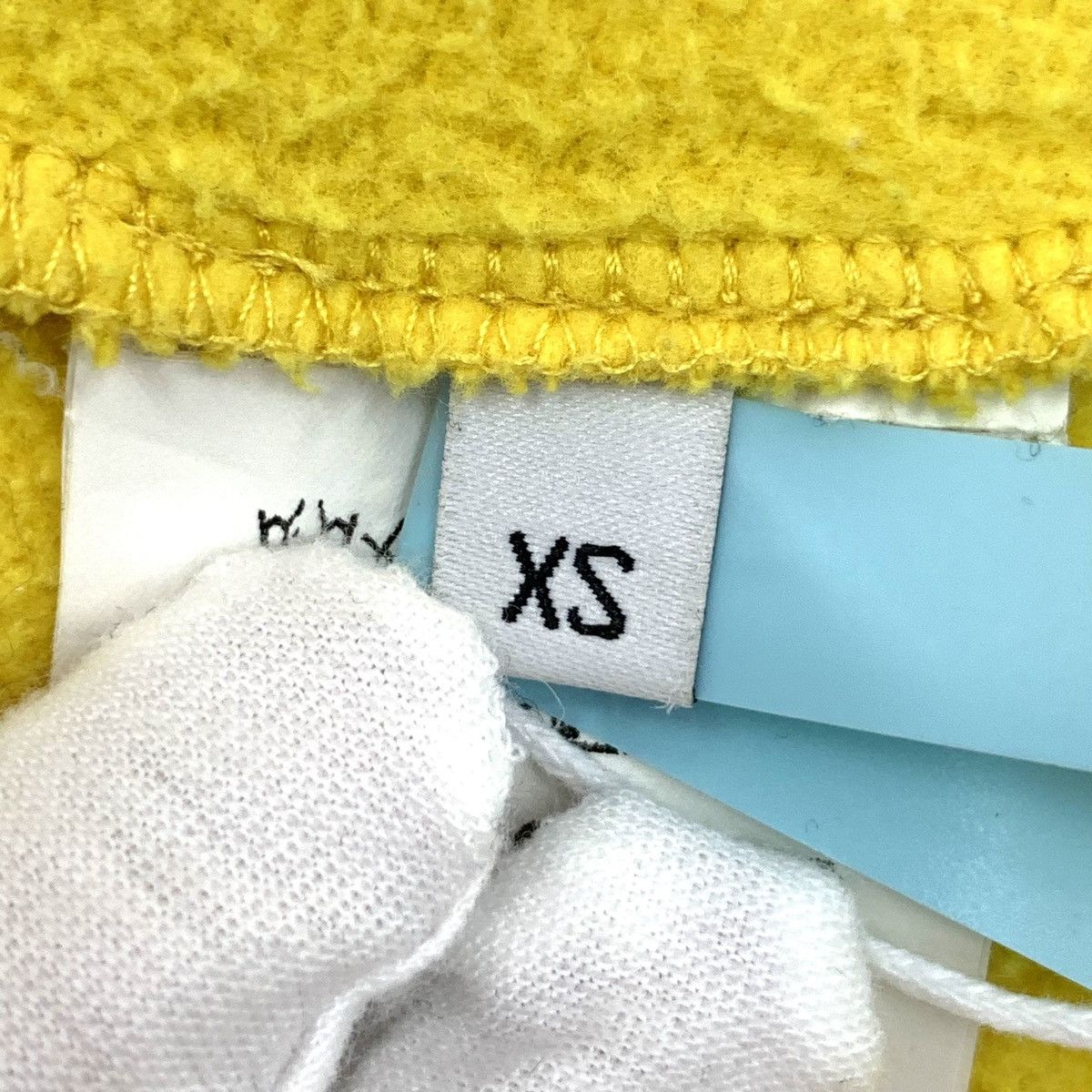 Balenciaga Balenciaga Yellow Logo Letter Hoodie K26WX Size US XS / EU 42 / 0 - 6 Thumbnail