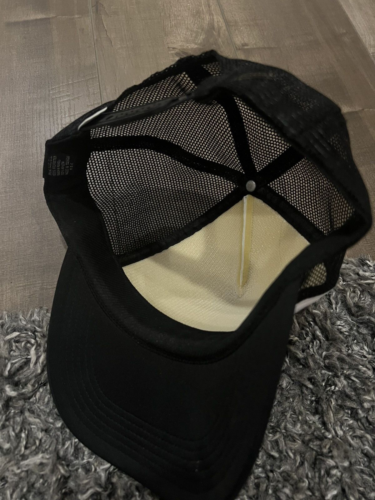 Stussy × Vintage Vintage Y2K Stussy Comic Print Trucker Hat Size ONE SIZE - 4 Thumbnail