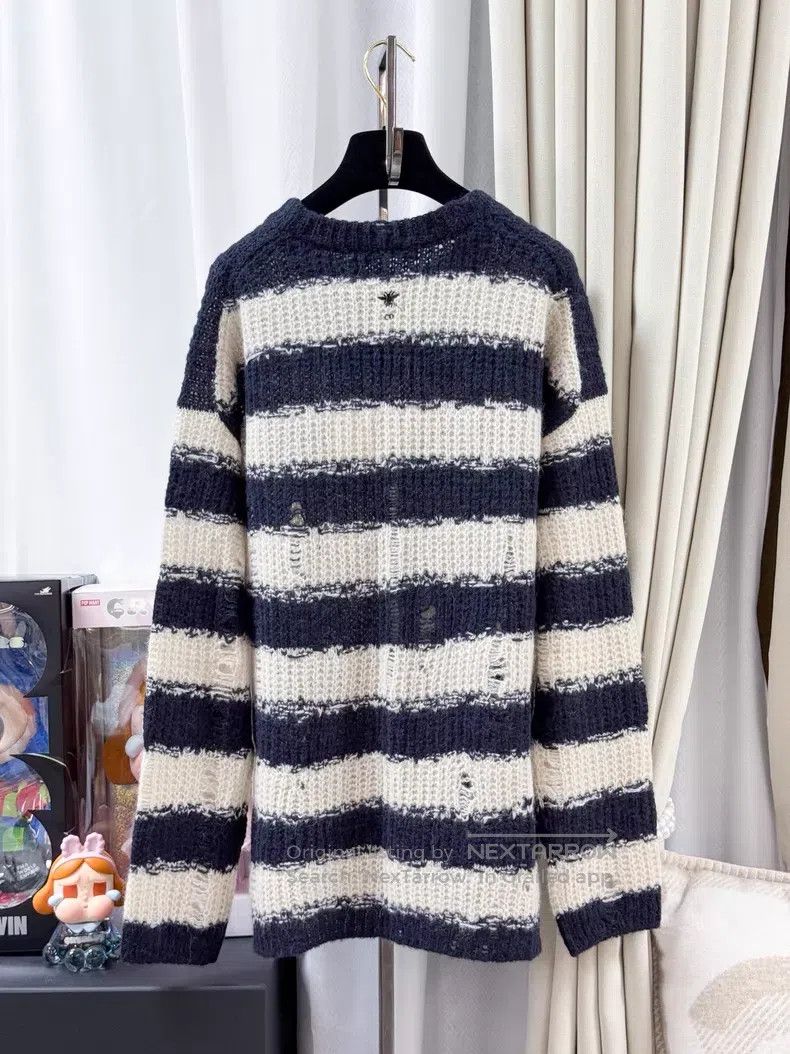 Dior Dior Striped hole design long-sleeved knitted sweater Size S / US 4 / IT 40 - 2 Thumbnail