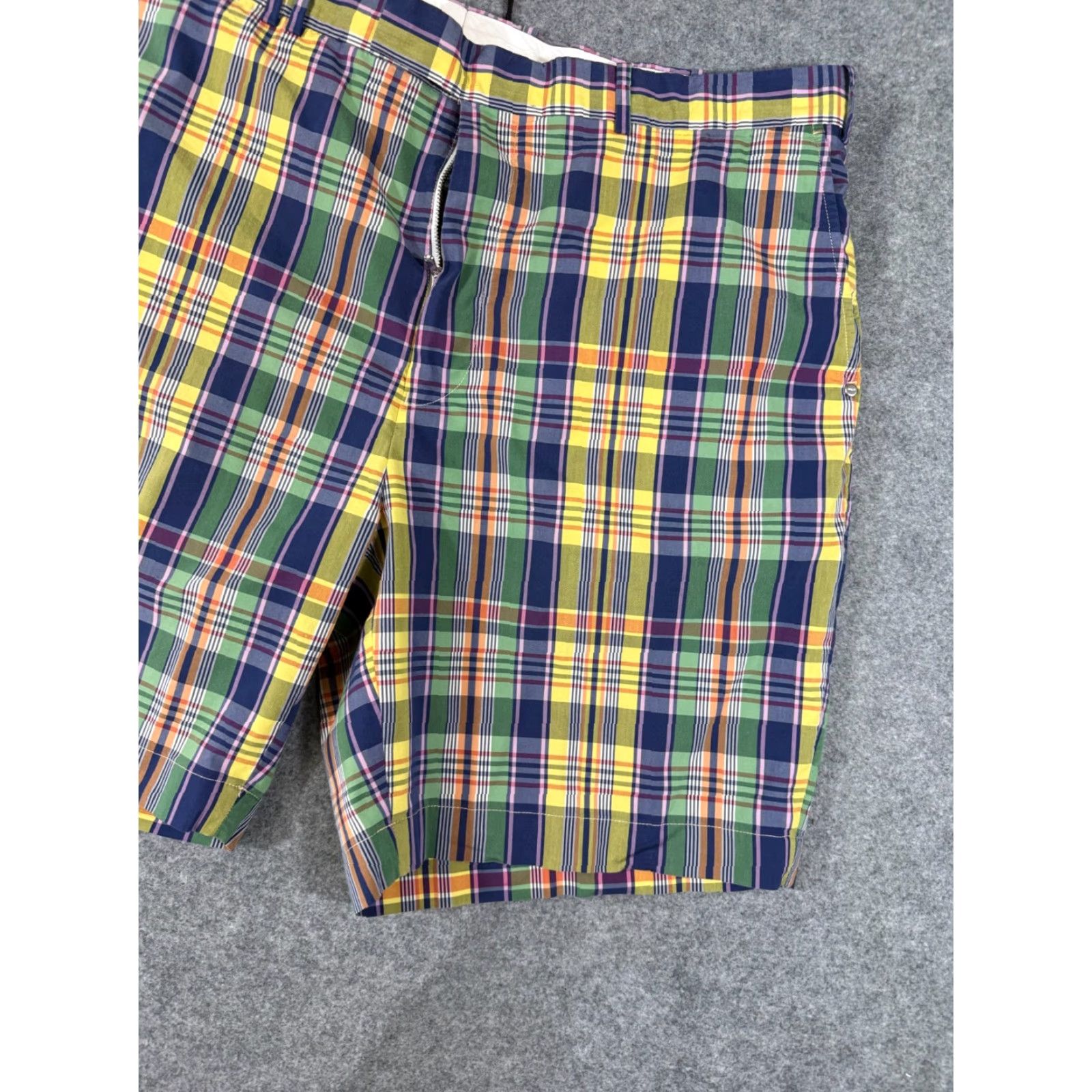 RLX Ralph Lauren RLX Ralph Lauren Shorts Mens 40 Multicolor Plaid Flat Front Performance Golf Chino Regular Pocket Size US 40 / EU 56 - 4 Thumbnail