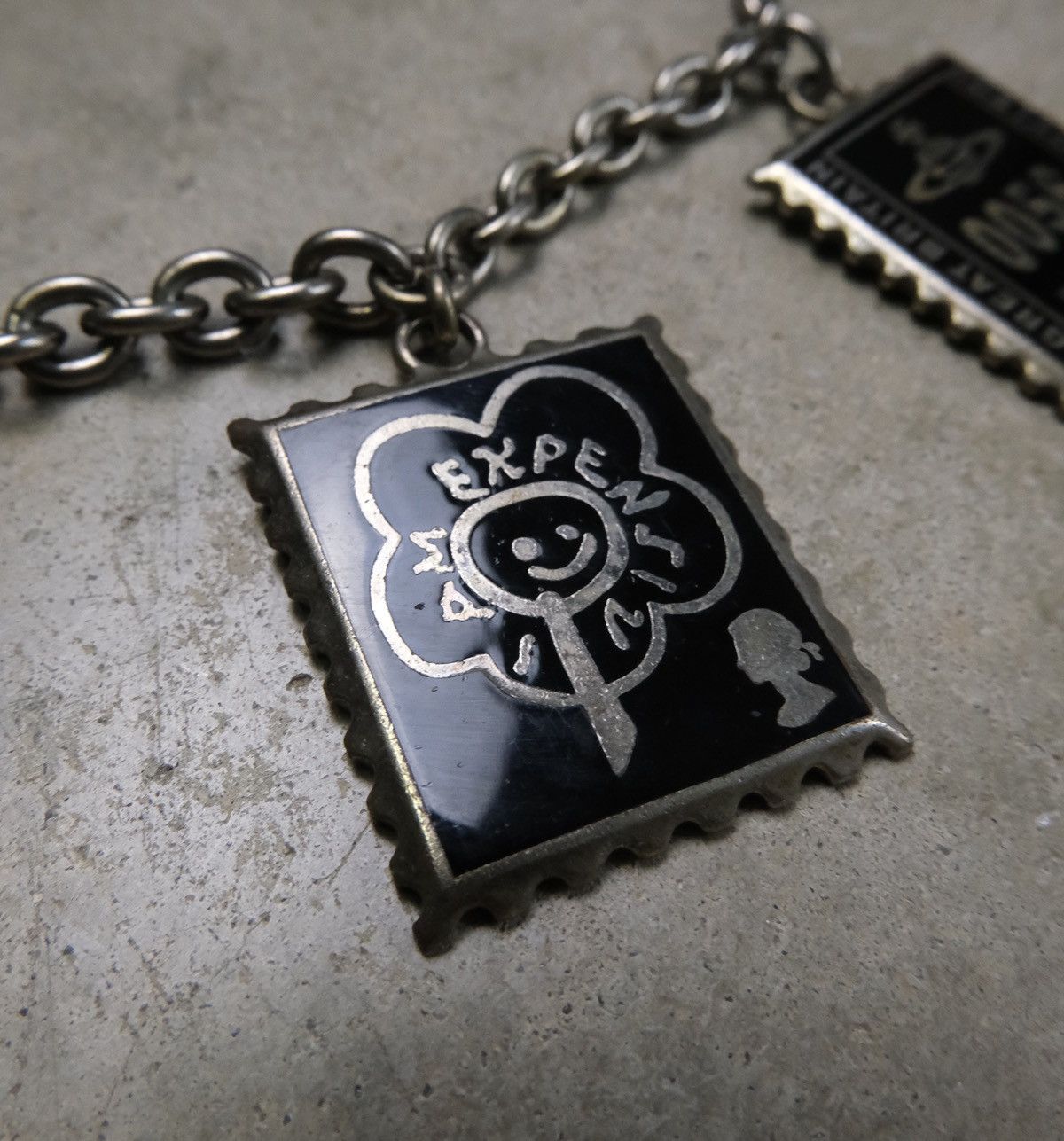 Vivienne Westwood Rare Vintage Stamp Necklace Size ONE SIZE - 5 Thumbnail