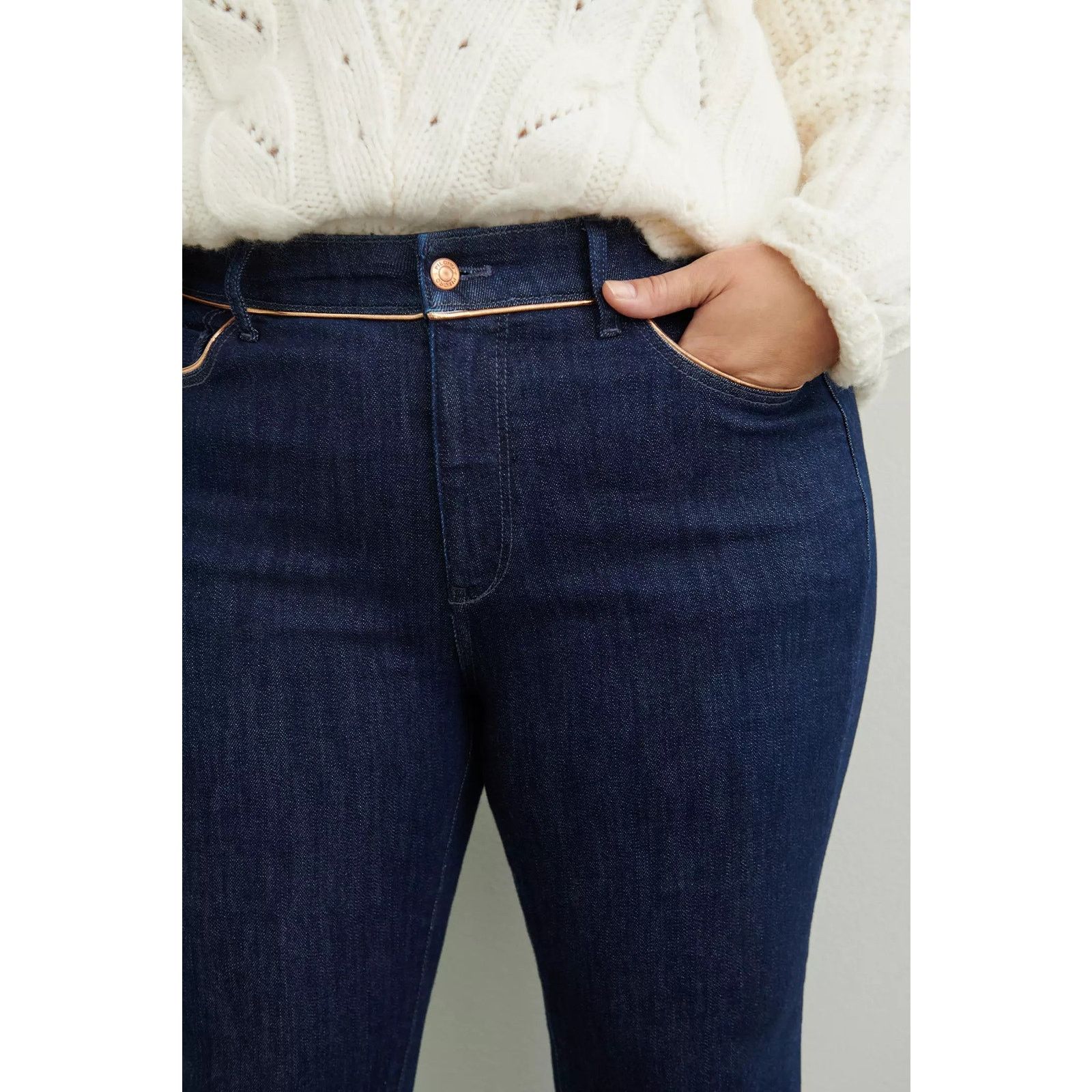 NEW offers Anthropologie women’s jeans