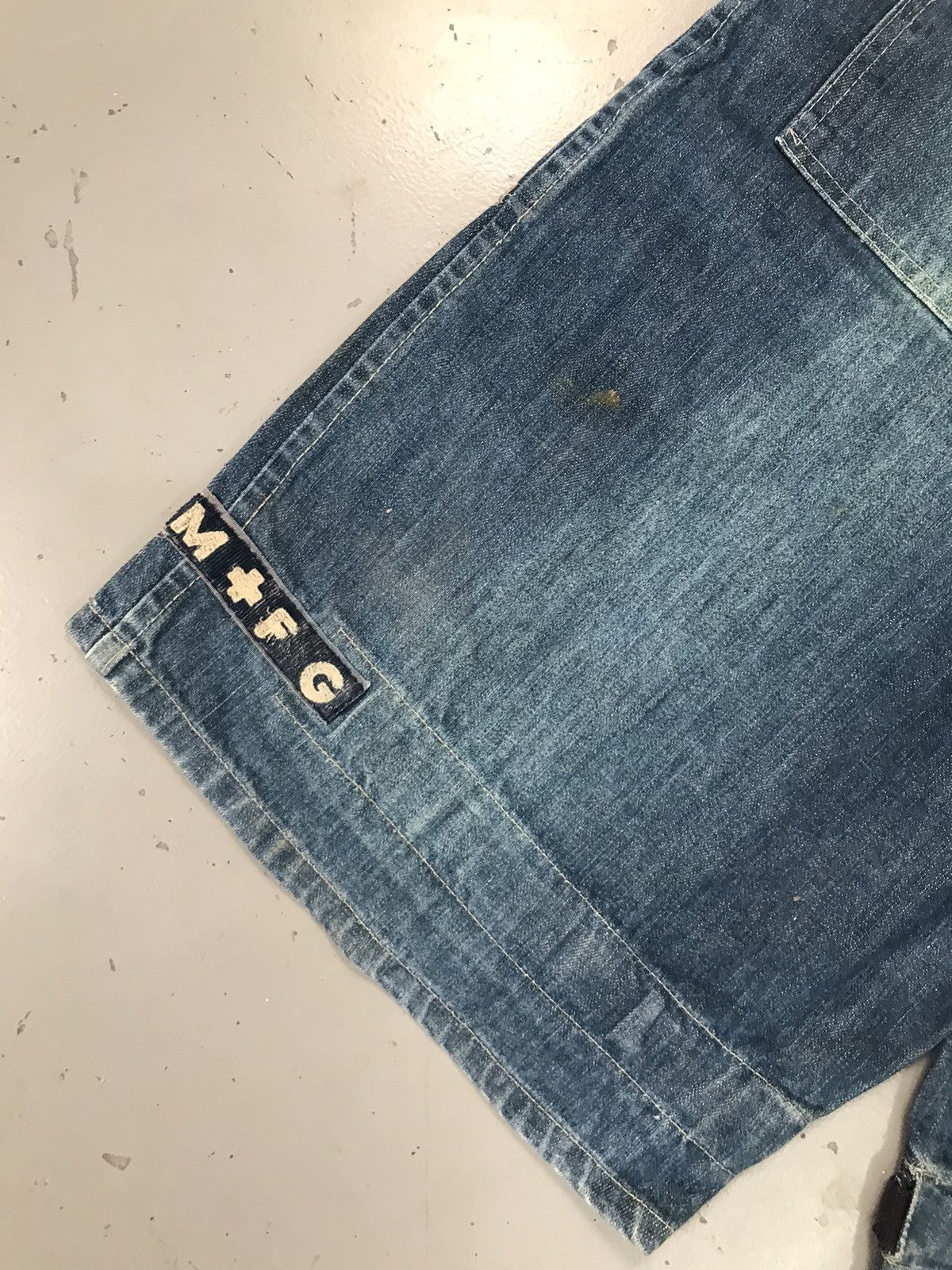 Marithe + Francois Girbaud Vintage marithe & Francois girbaud big pocket denim jort Size US 38 / EU 54 - 12 Thumbnail
