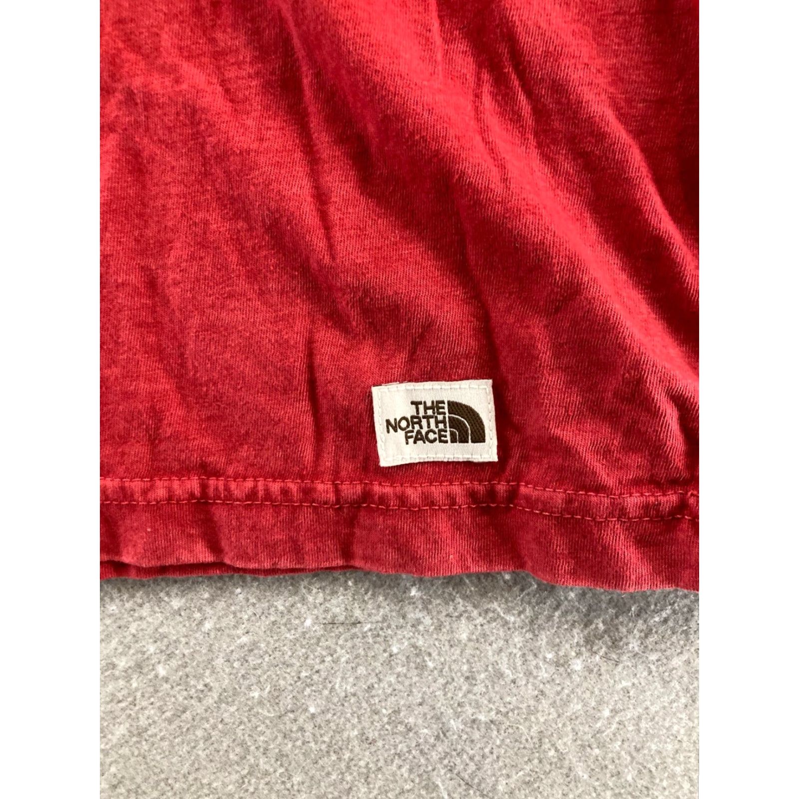 The North Face The North Face Outdoor T-Shirt Mens XL Red Graphic Print Crew Neck Short Sleeve Size US XL / EU 56 / 4 - 4 Thumbnail