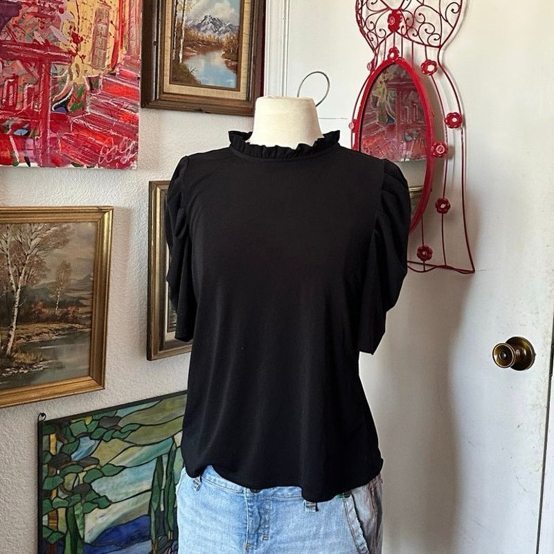 Other no brand black turtleneck short sleeve shirt Size M / US 6-8 / IT 42-44 - 1 Thumbnail
