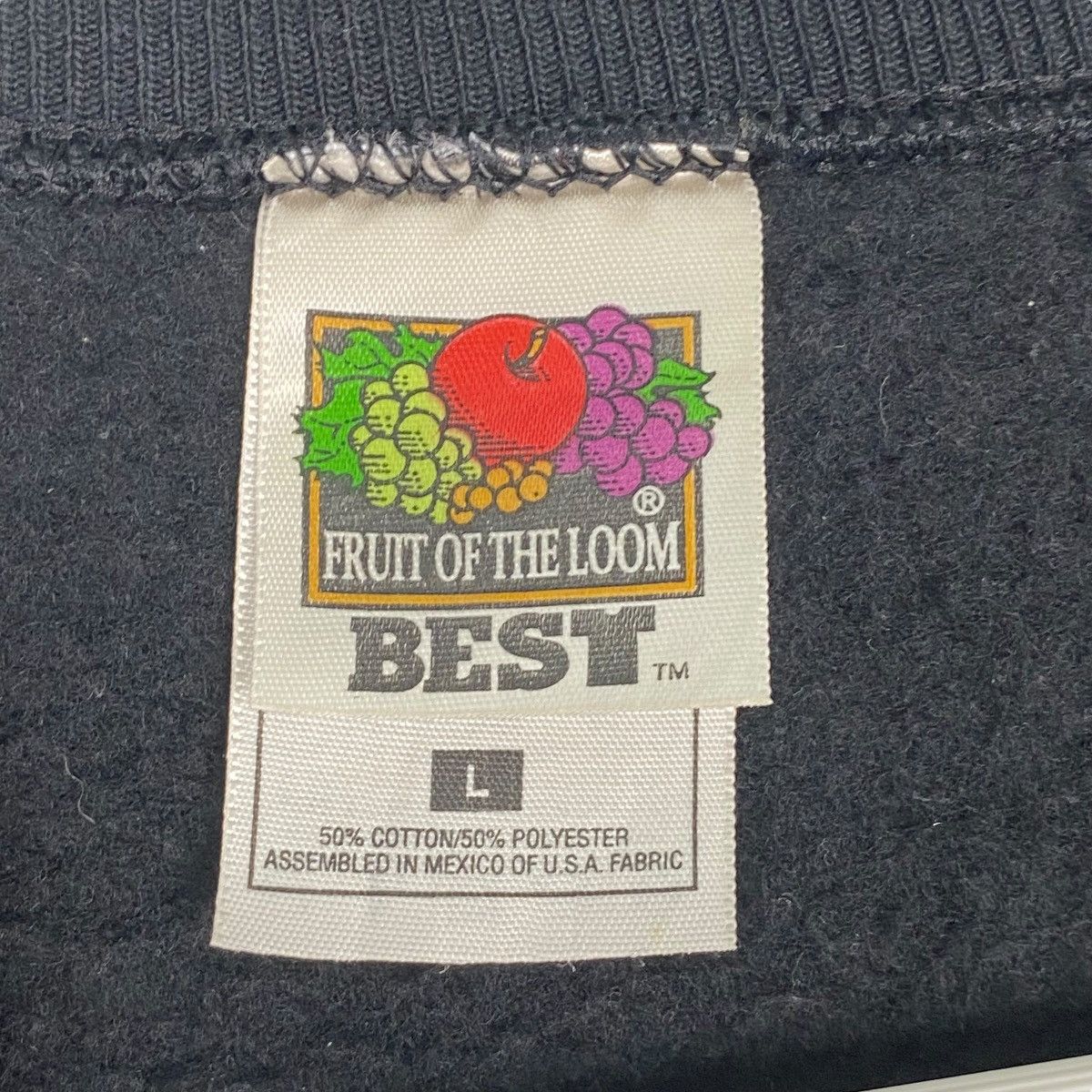 Vintage Vintage Fruit Of The Loom Sweatshirt Black Pullover Size M Size US L / EU 52-54 / 3 - 5 Thumbnail