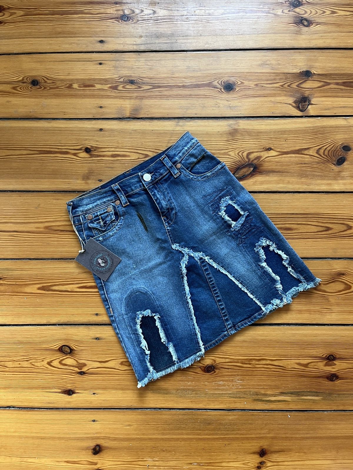 True Religion True Religion Skirt Archive/Deadstock 2004 Size 28" / US 6 / IT 42 - 1 Thumbnail