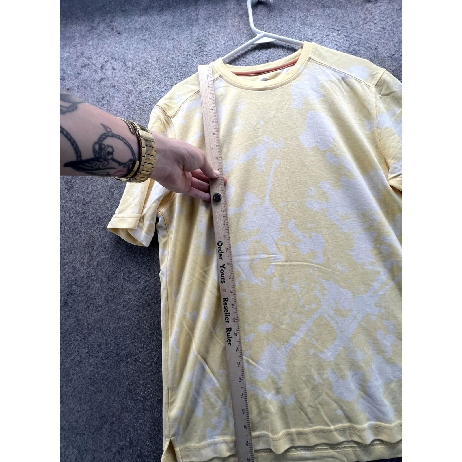 Tommy Bahama Tommy Bahama Shirt Mens Small Yellow Bleach Dye Tagless Tee Summer Casual Short Sleeve Crew Neck Jersey Tee Mens S Size US S / EU 44-46 / 1 - 3 Thumbnail