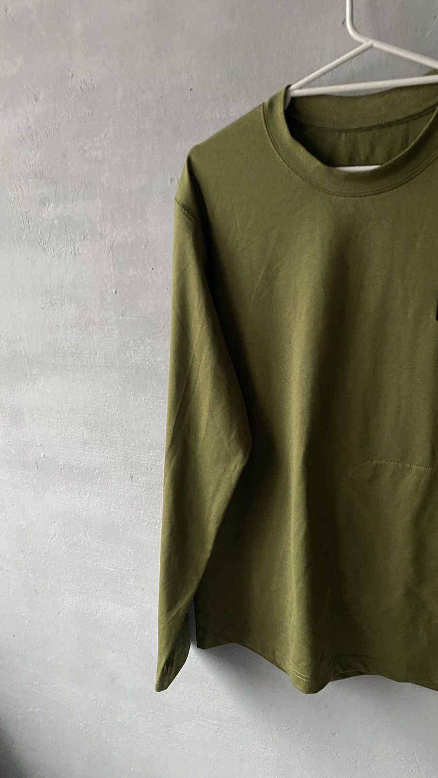 A-COLD-WALL* A-COLD-WALL* LONG SLEEVE PATCH LOGO T-SHIRT Size US S / EU 44-46 / 1 - 2 Thumbnail